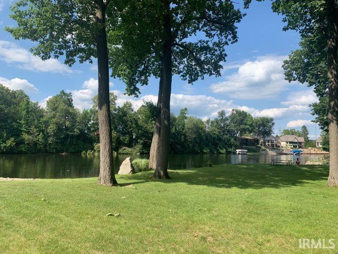 20907 River Brook