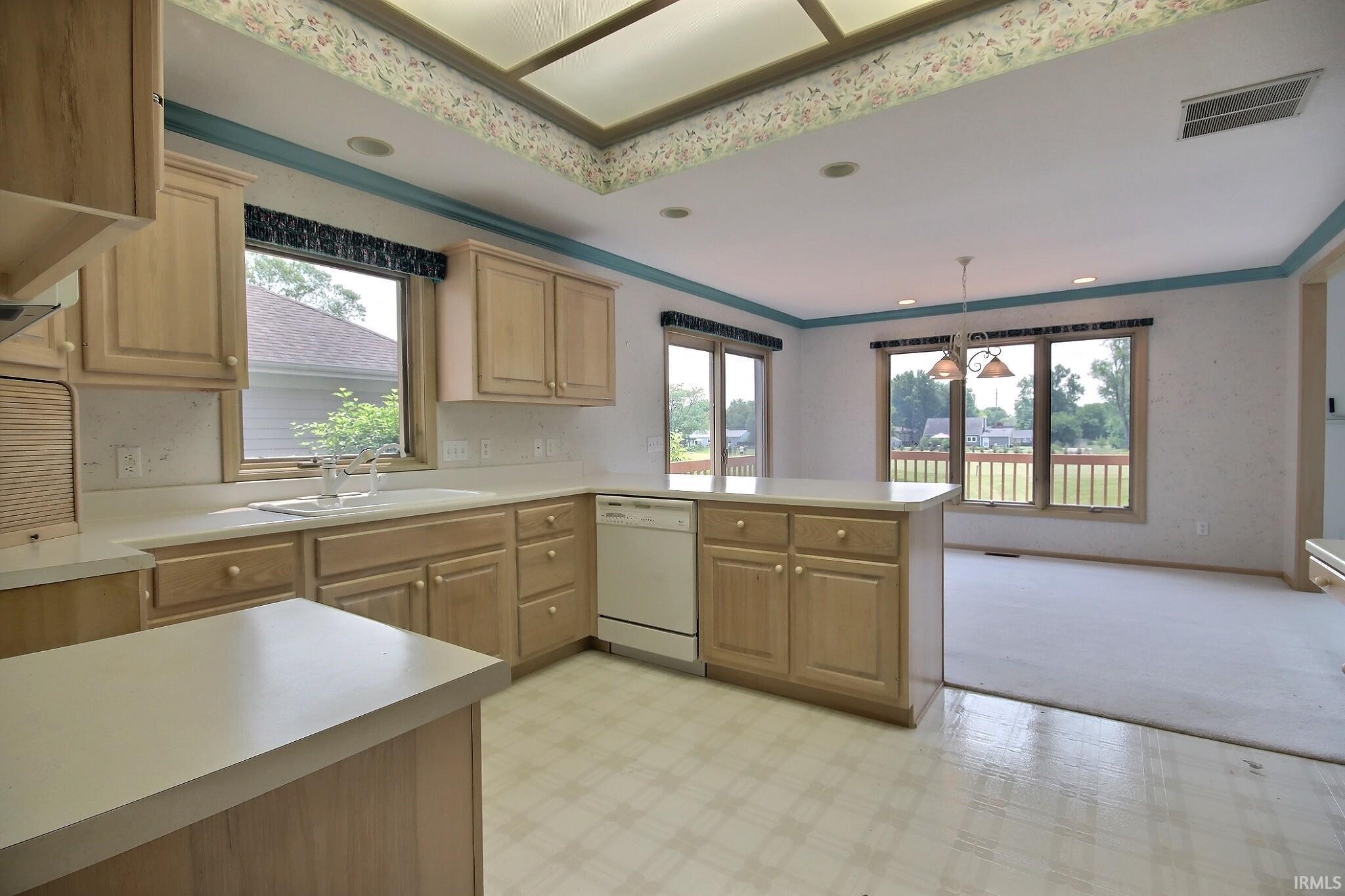 2524 Lincroft