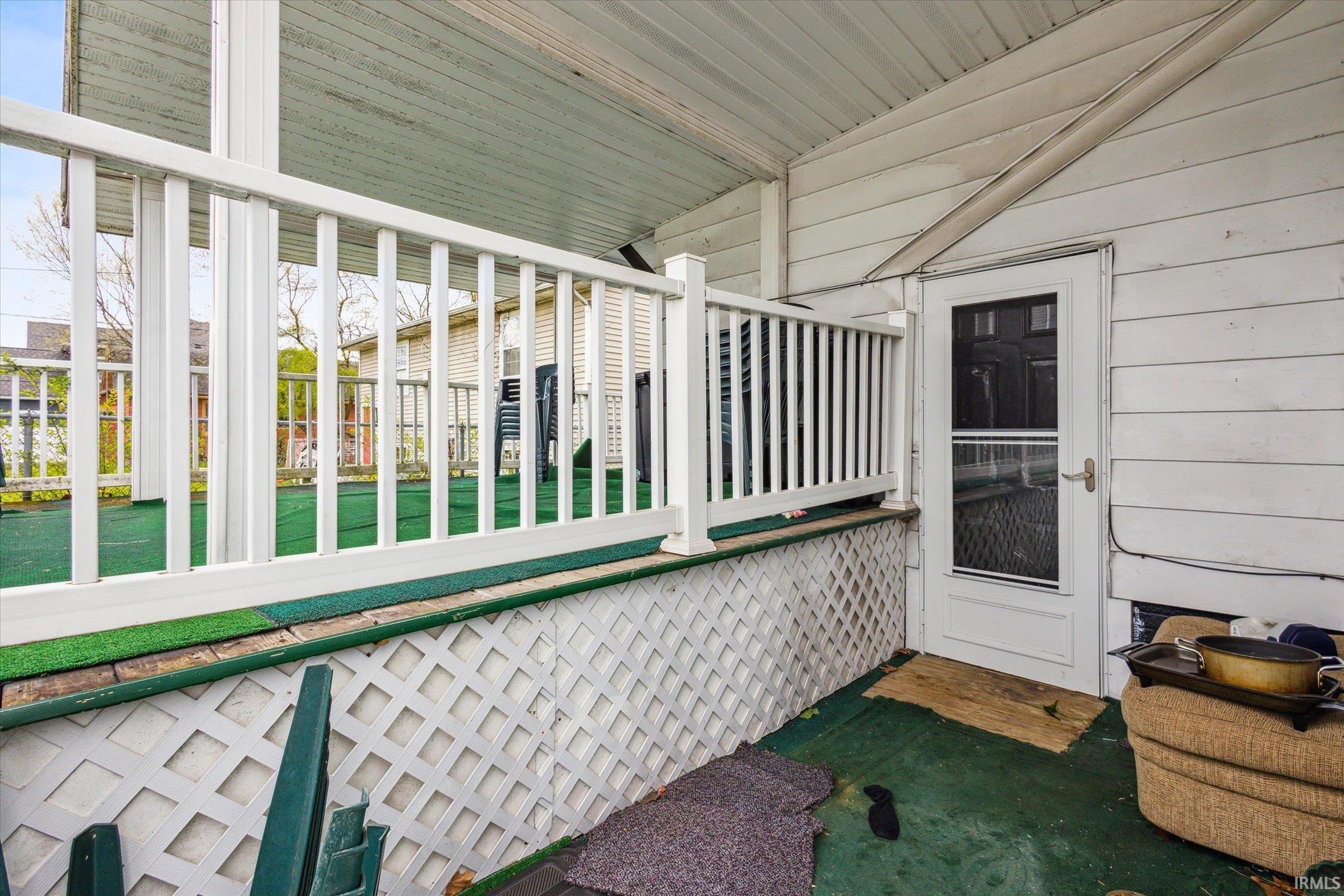 601 Howard