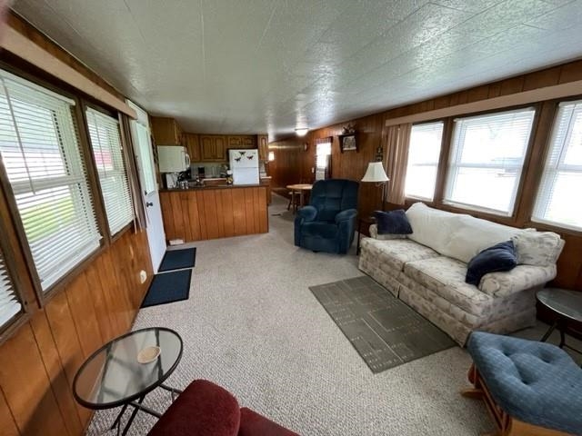 6220 530 E Adams