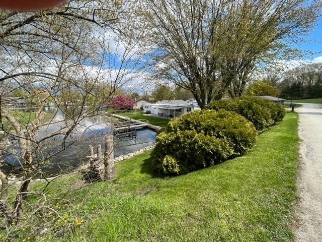 6220 530 E Adams