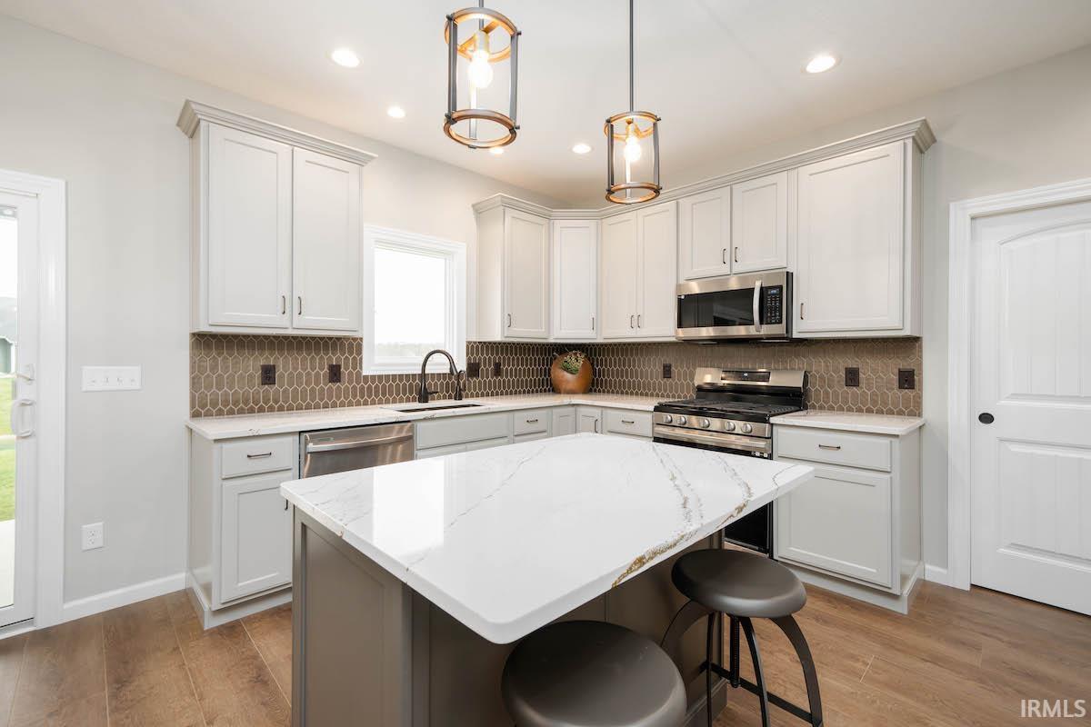 5320 Greyson Heights