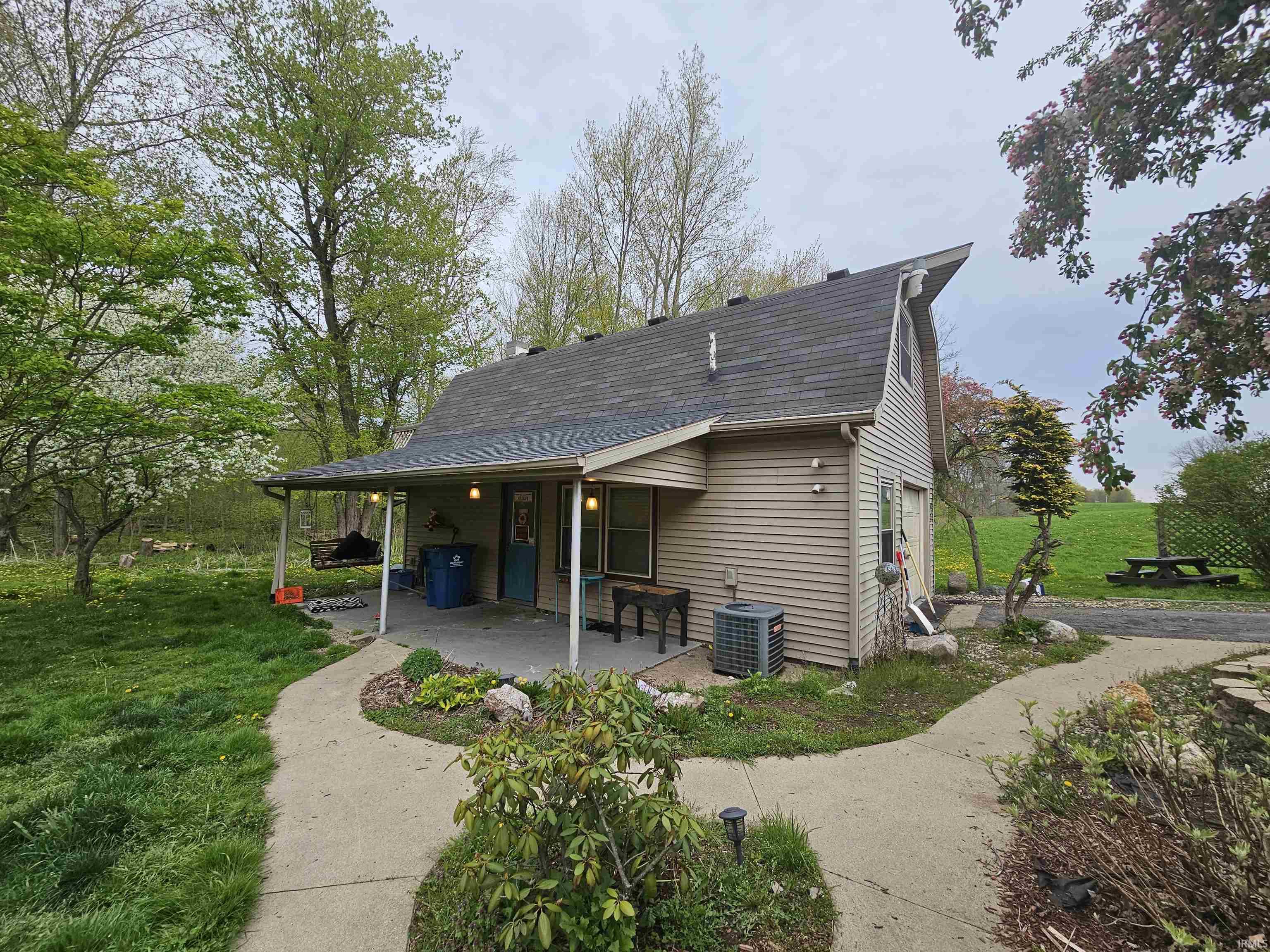 7653 State Road 9