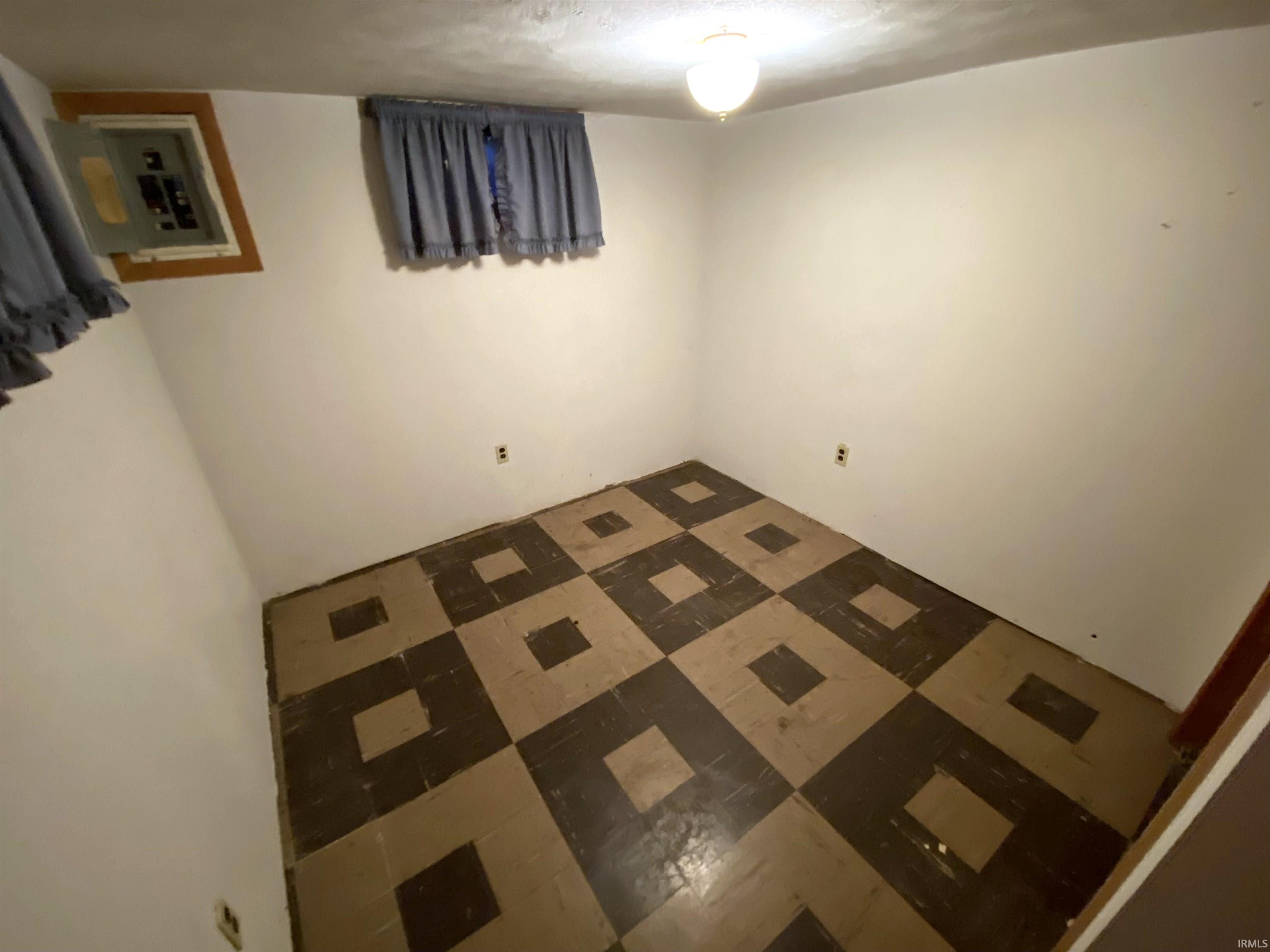 2322 Union