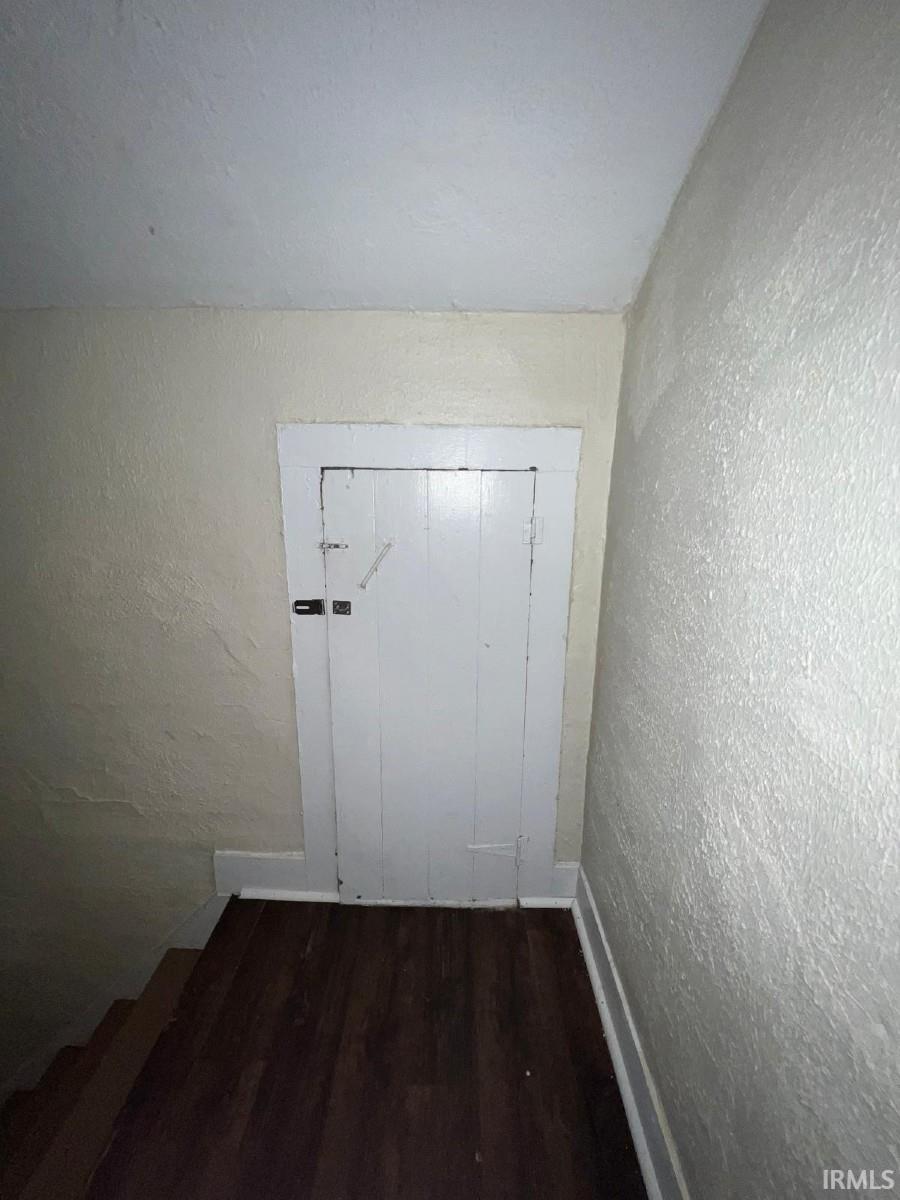 319 Taylor