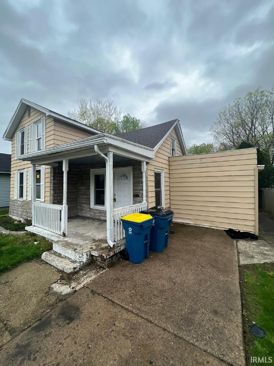 319 Taylor