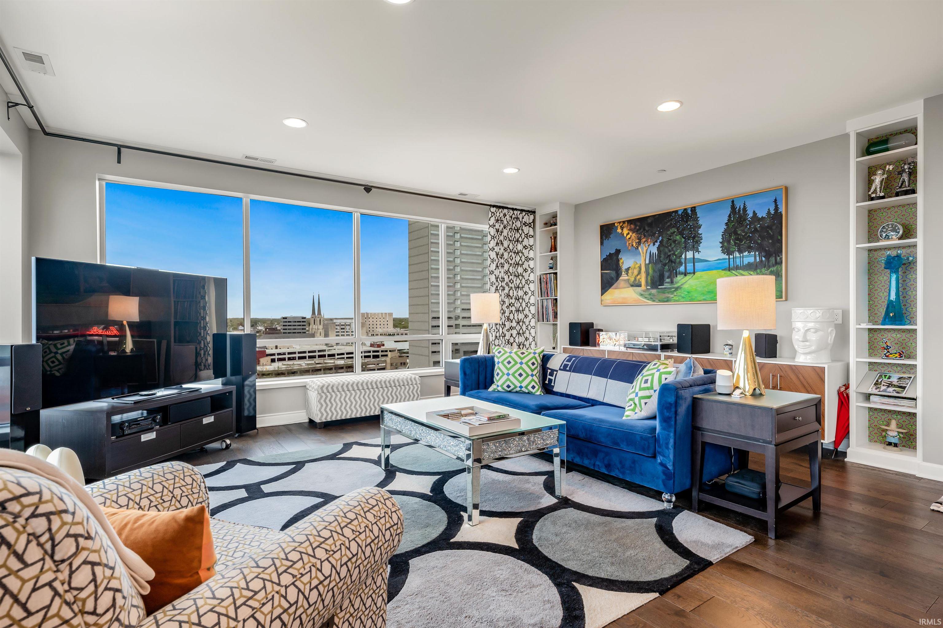 203 Berry, Apt 1305
