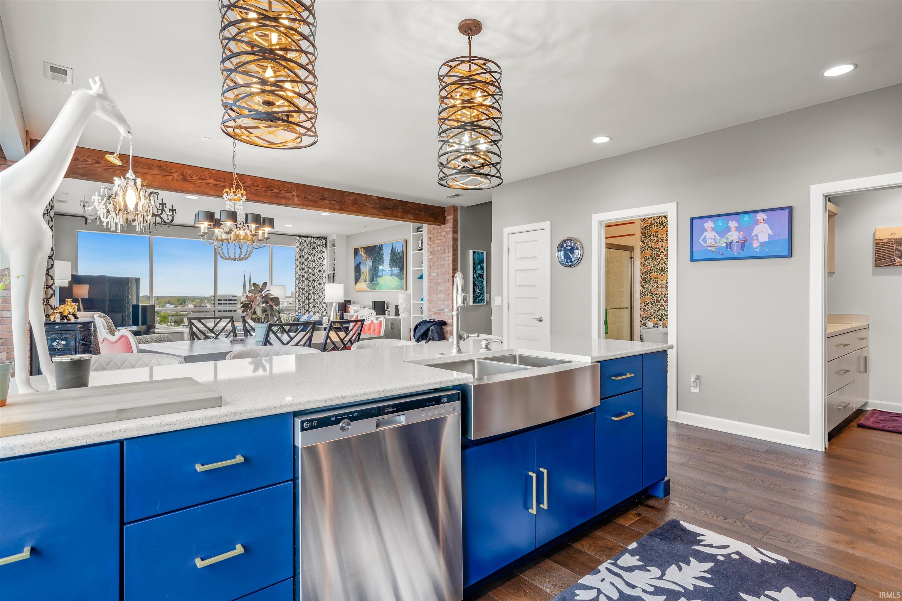 203 Berry, Apt 1305