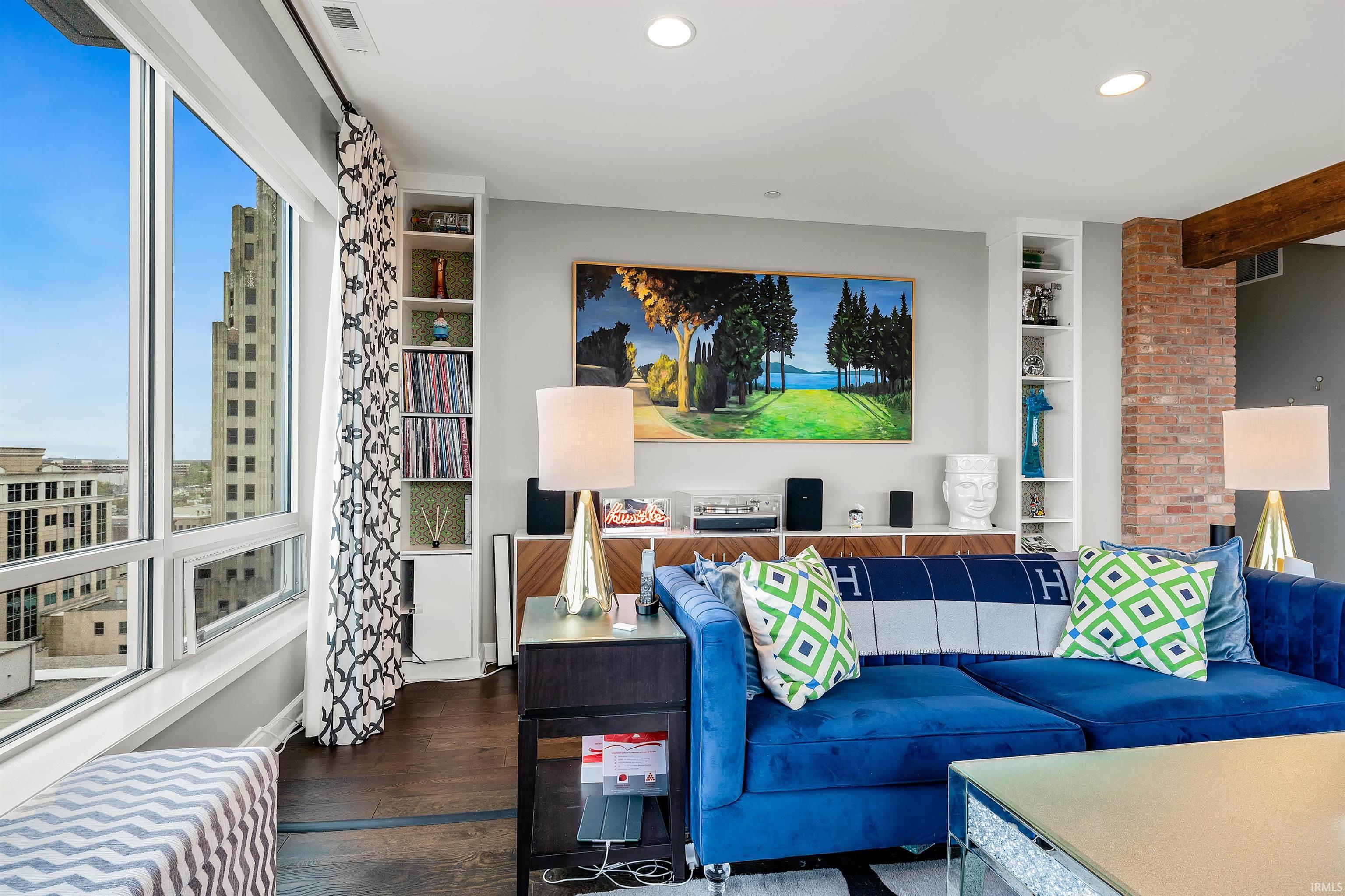 203 Berry, Apt 1305