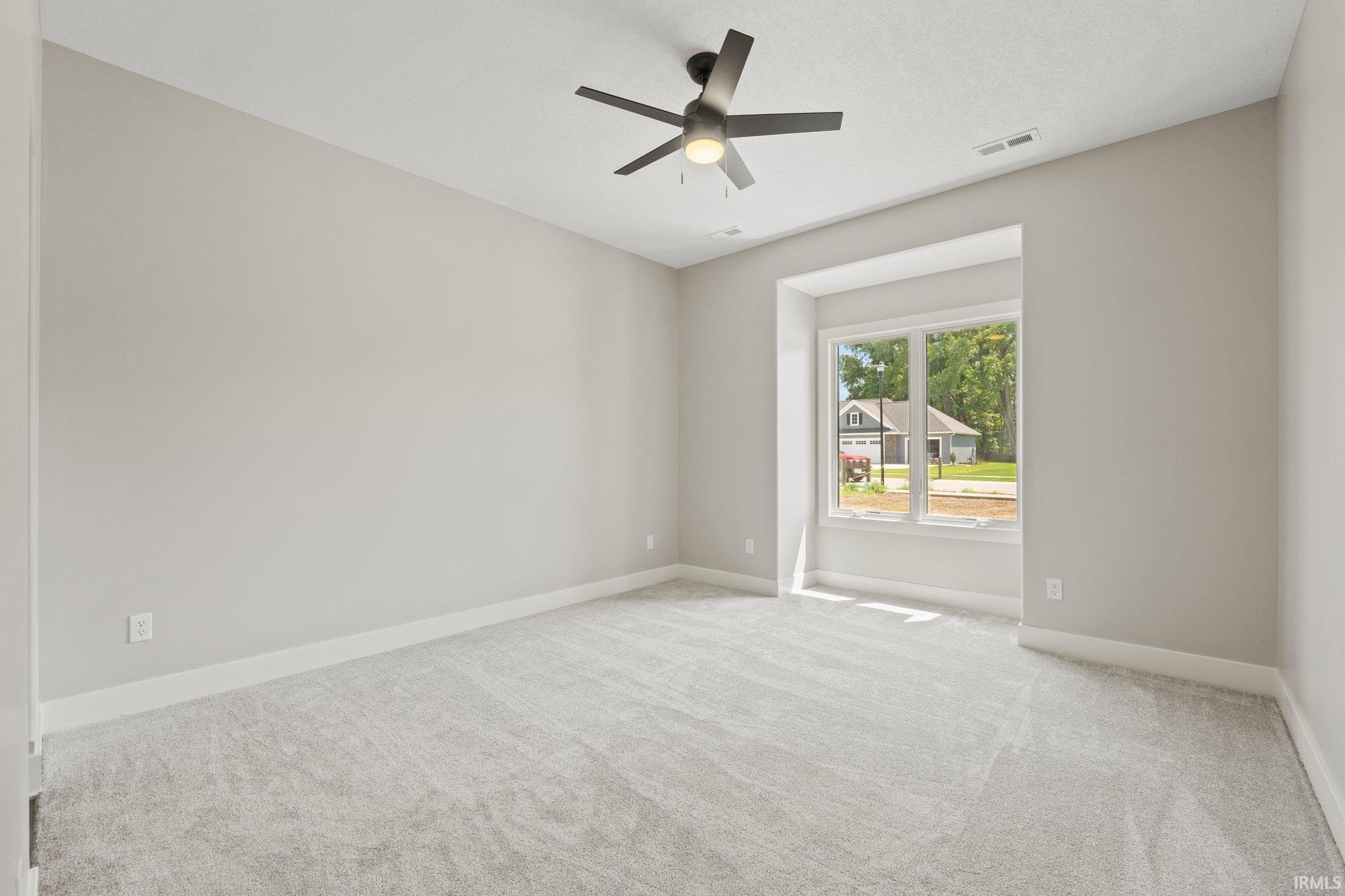 1808 Golfview