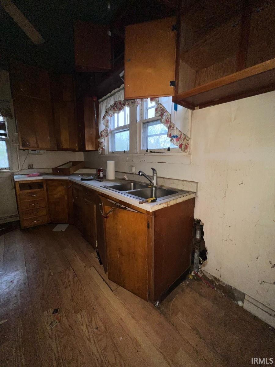 1132 Meade