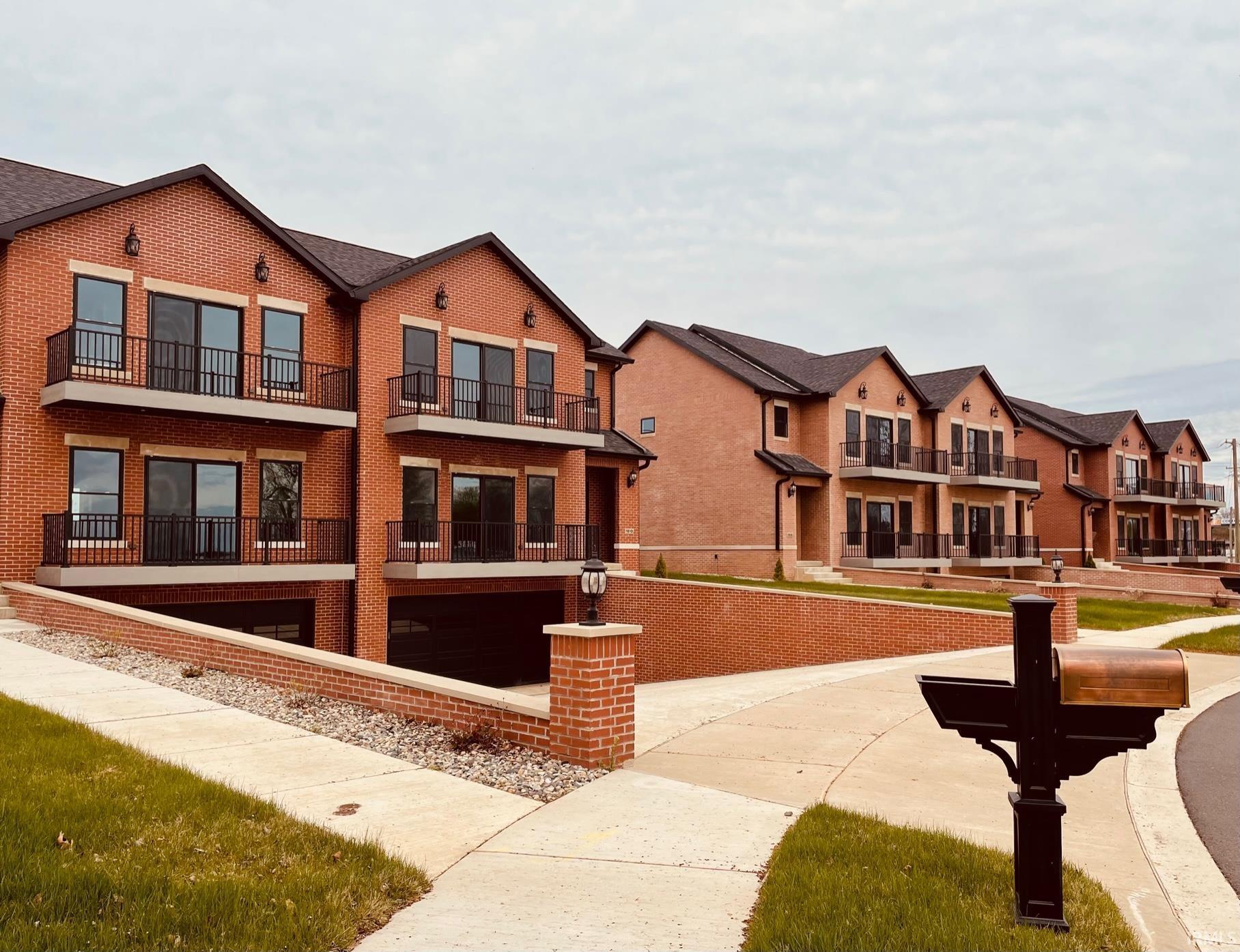 1612 North Shore