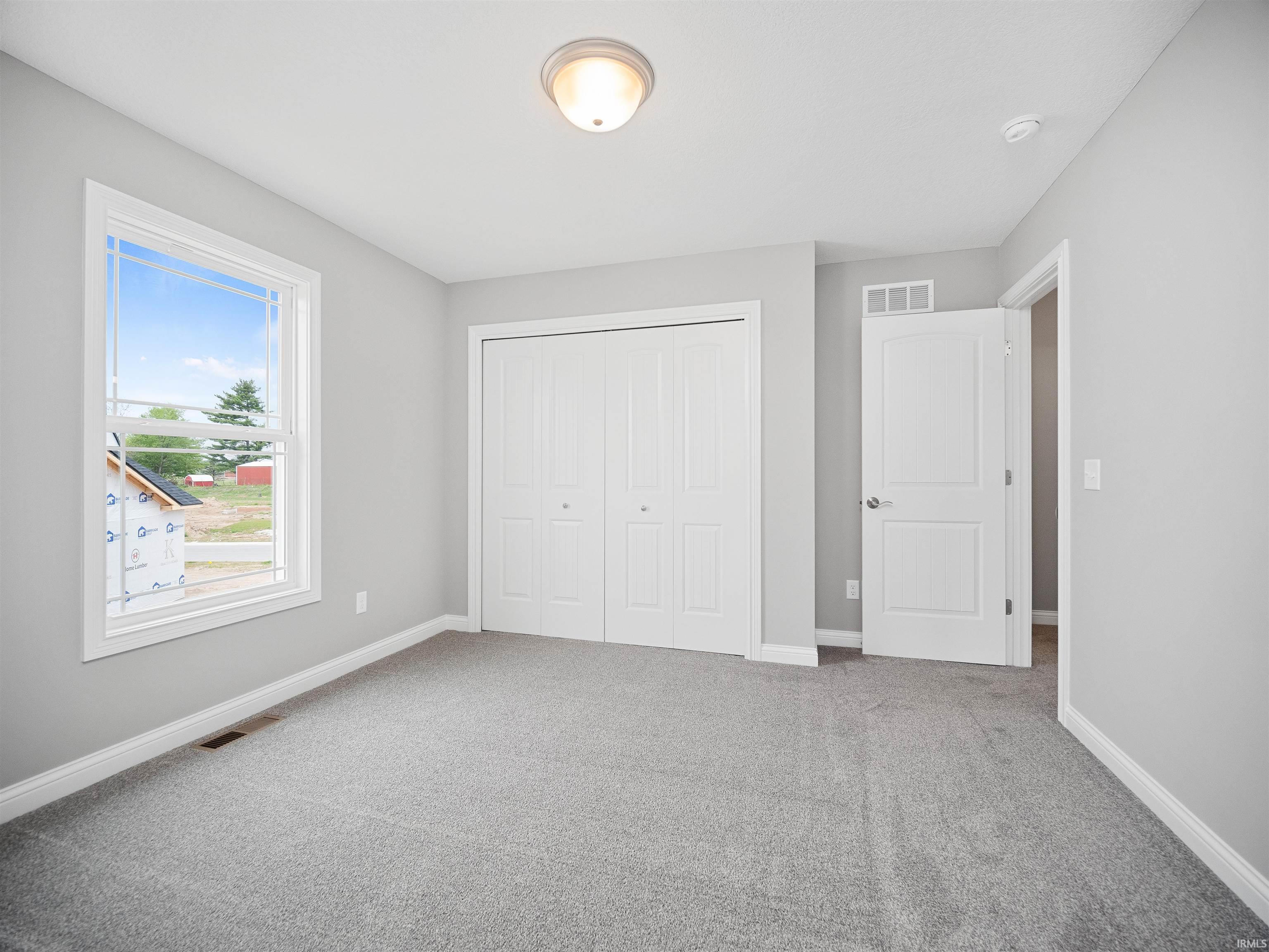 1319 Dixon