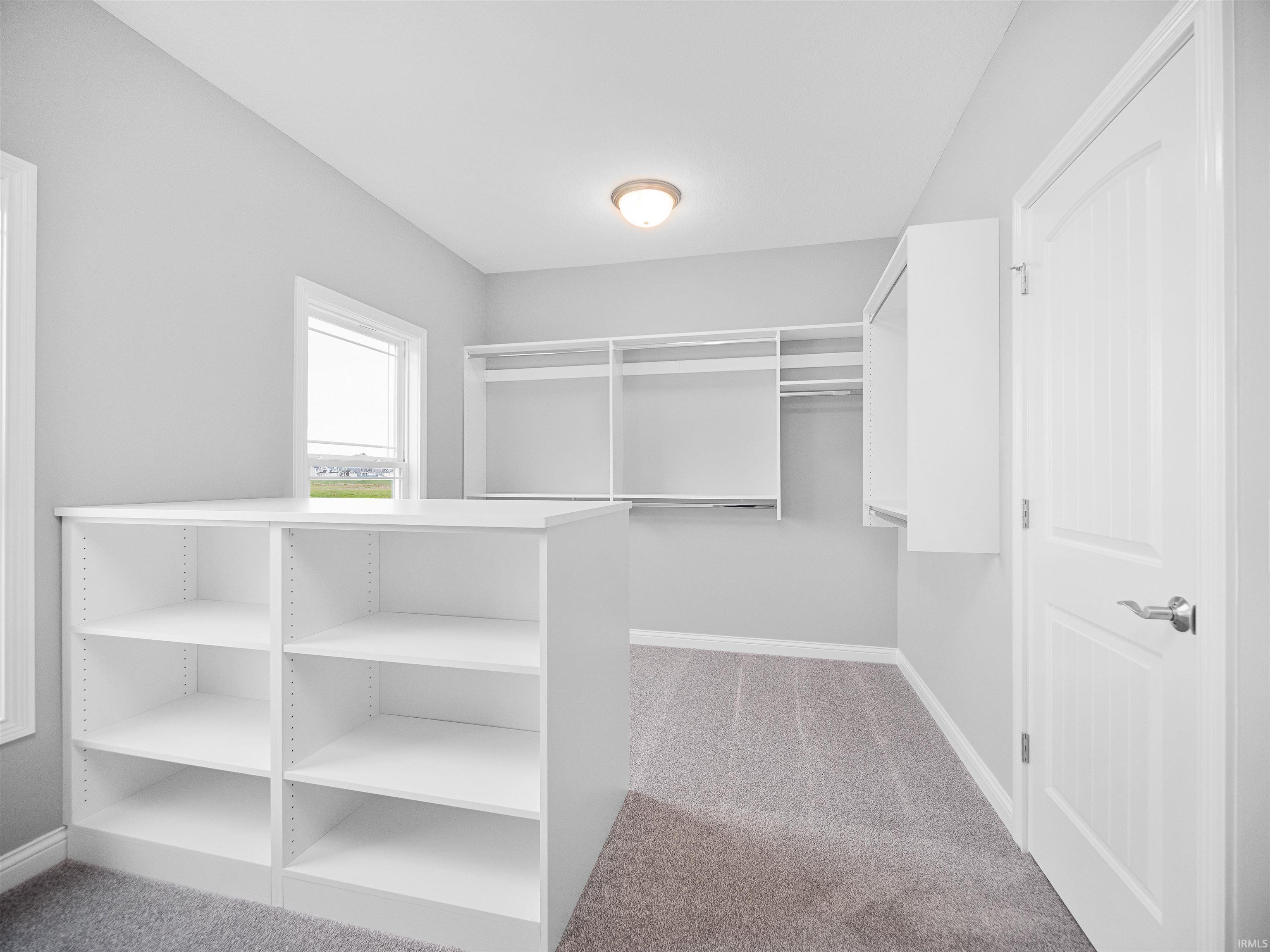 1319 Dixon