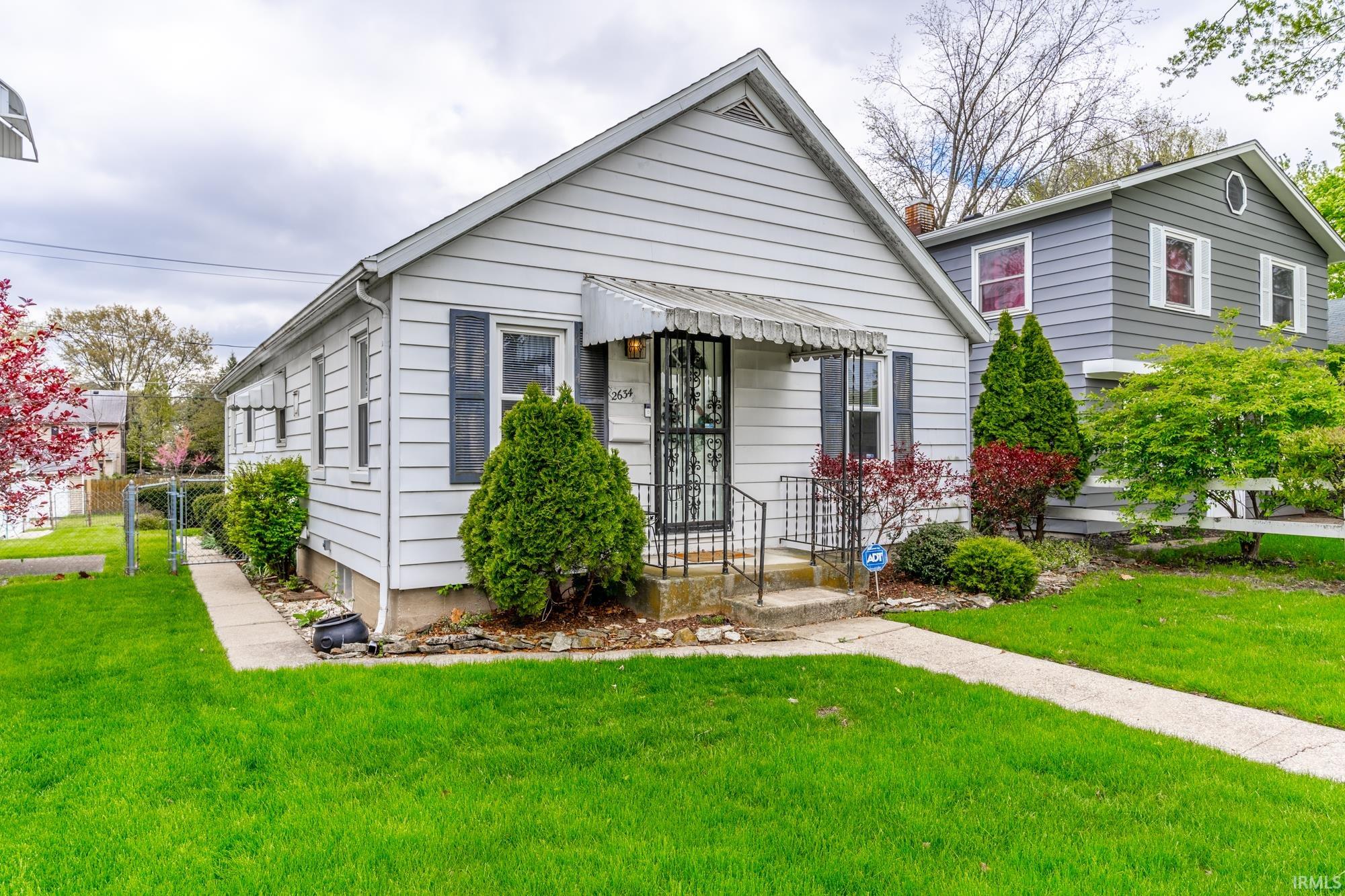 2634 Lynn