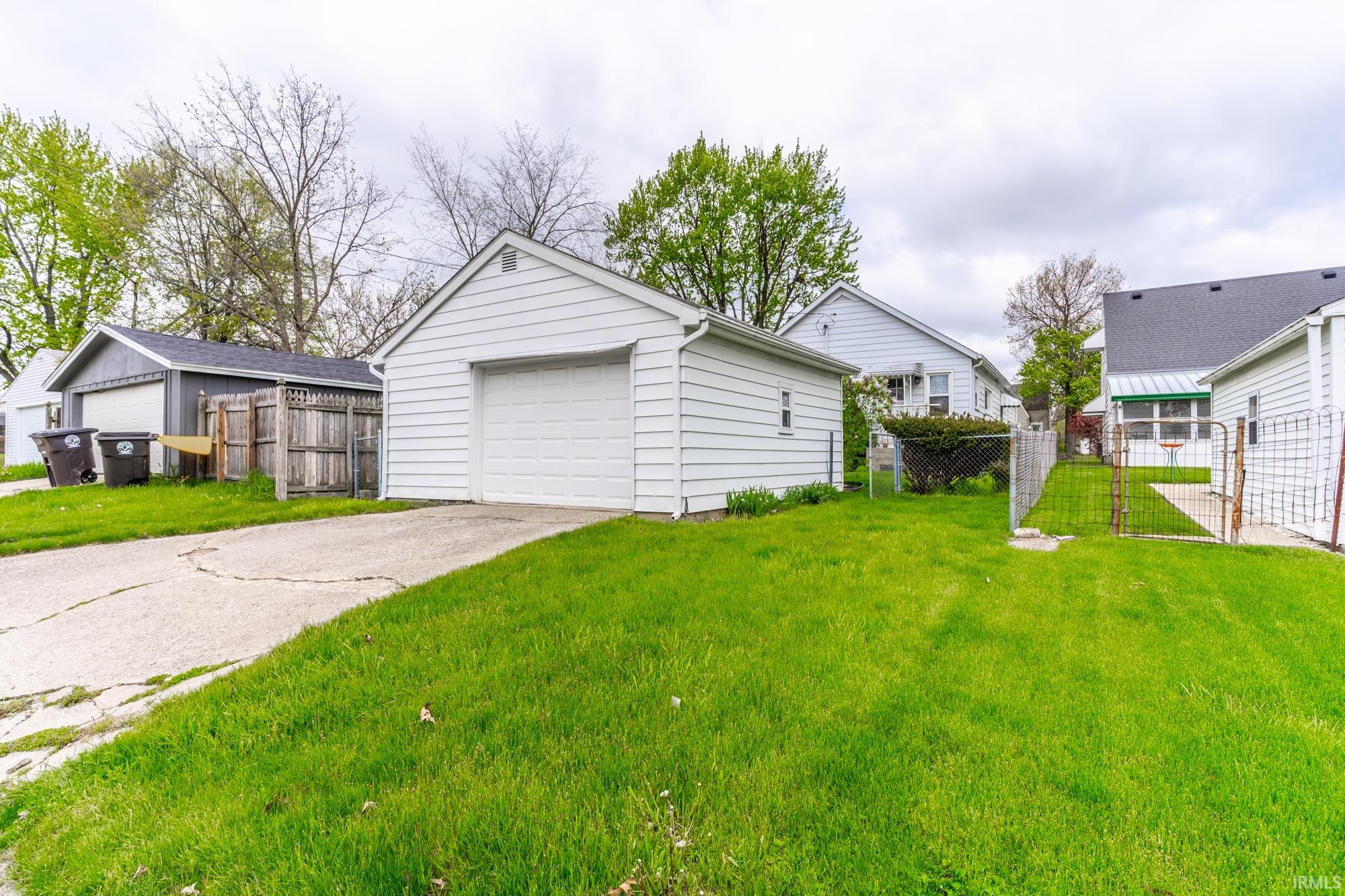 2634 Lynn
