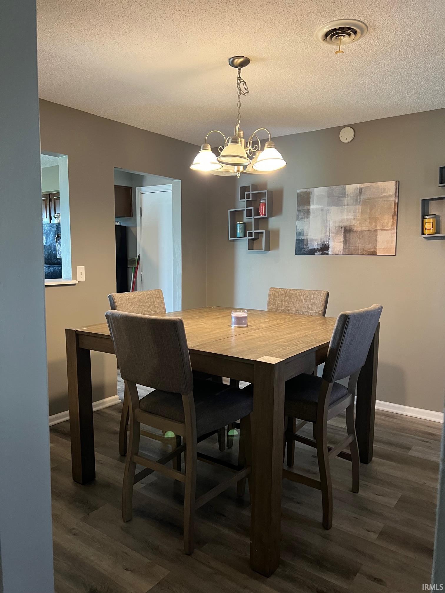4414 Richfield