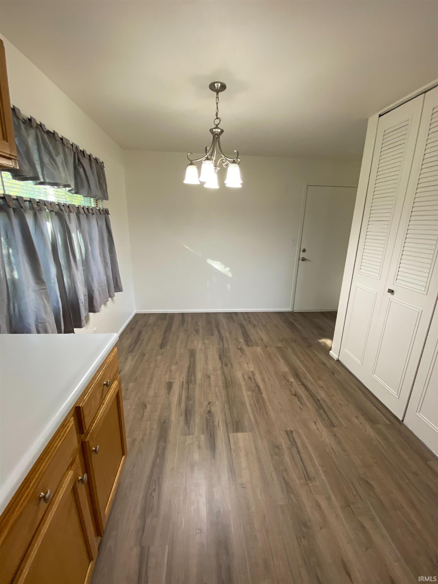 2802 Hampton