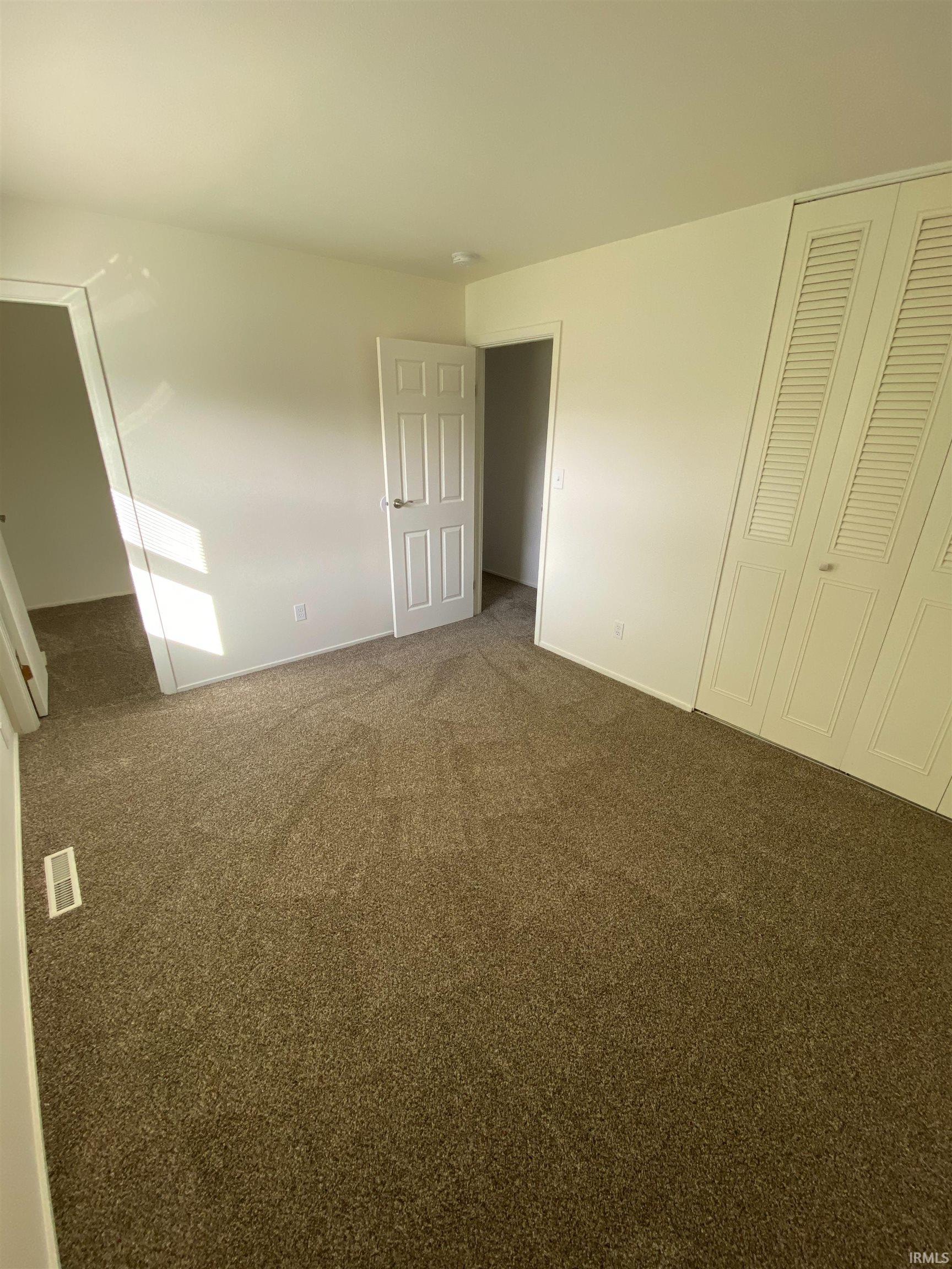 2802 Hampton