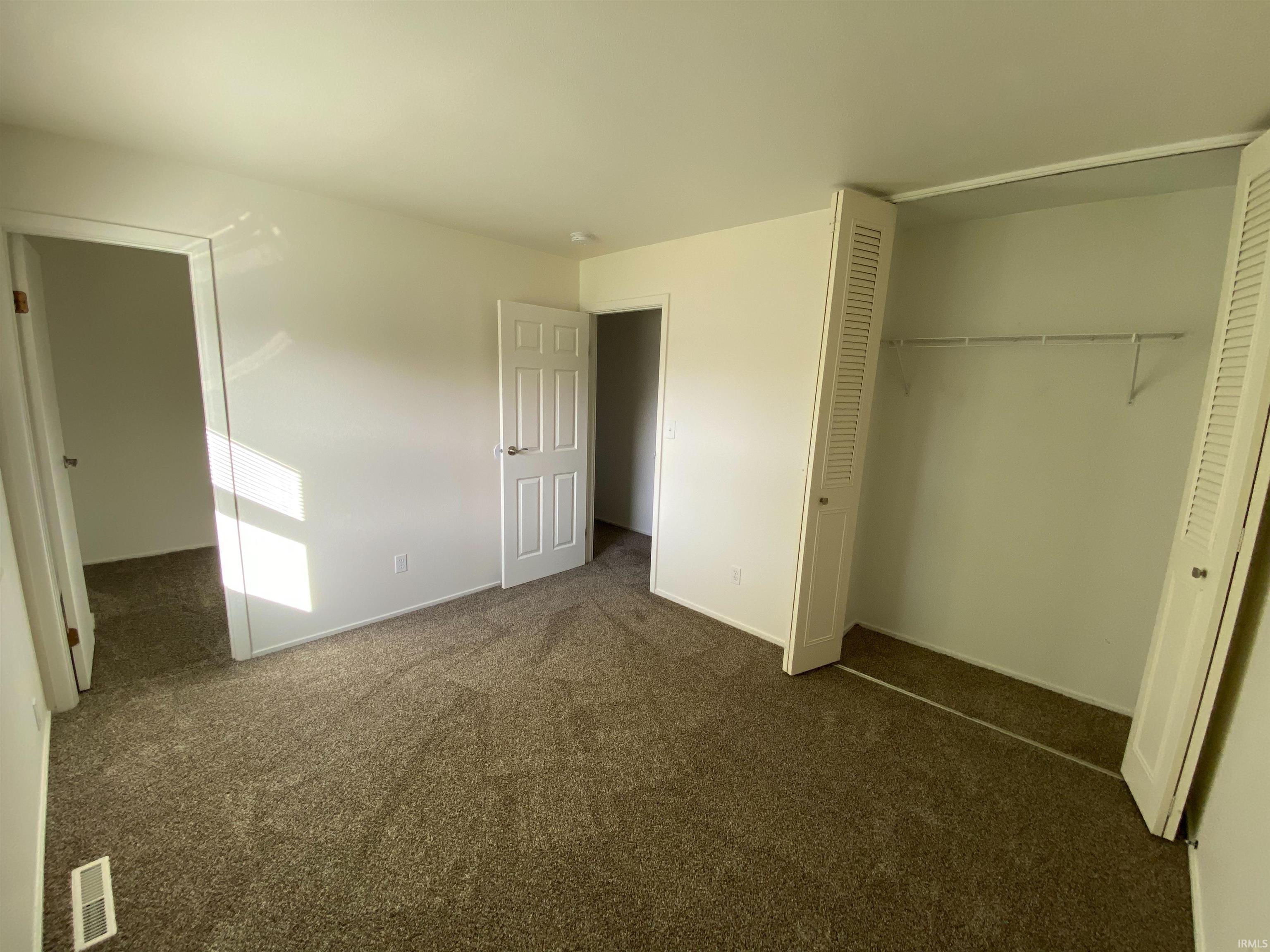 2802 Hampton