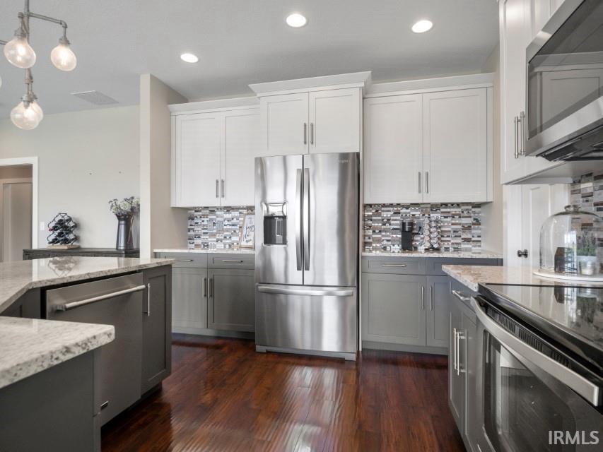 15222 Leo Creek