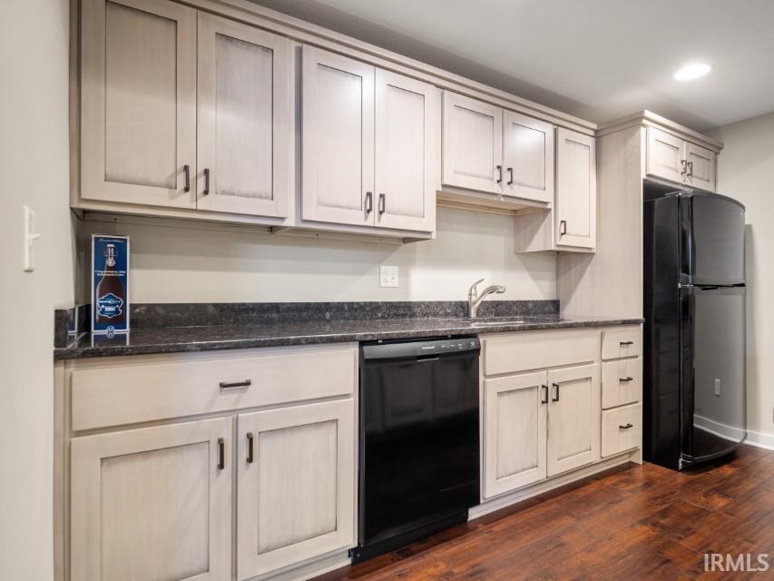 15222 Leo Creek