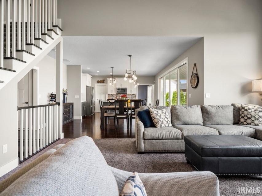 15222 Leo Creek