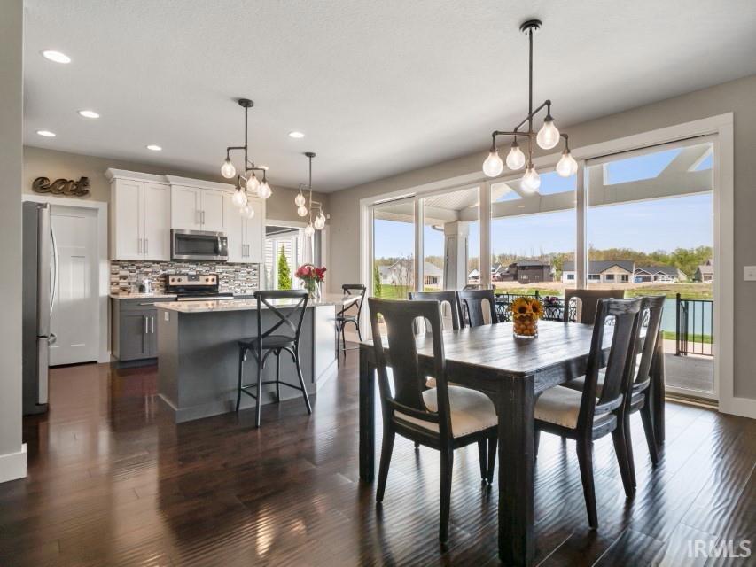 15222 Leo Creek