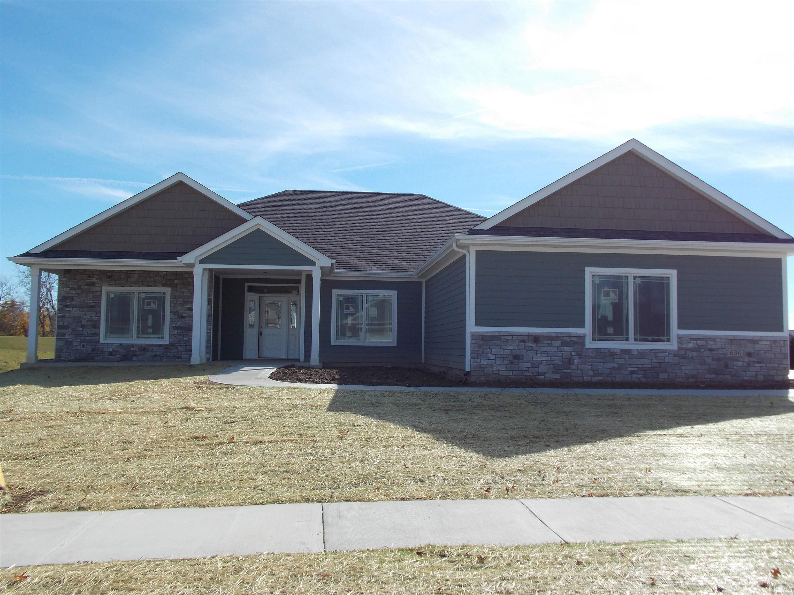 636 Sandringham