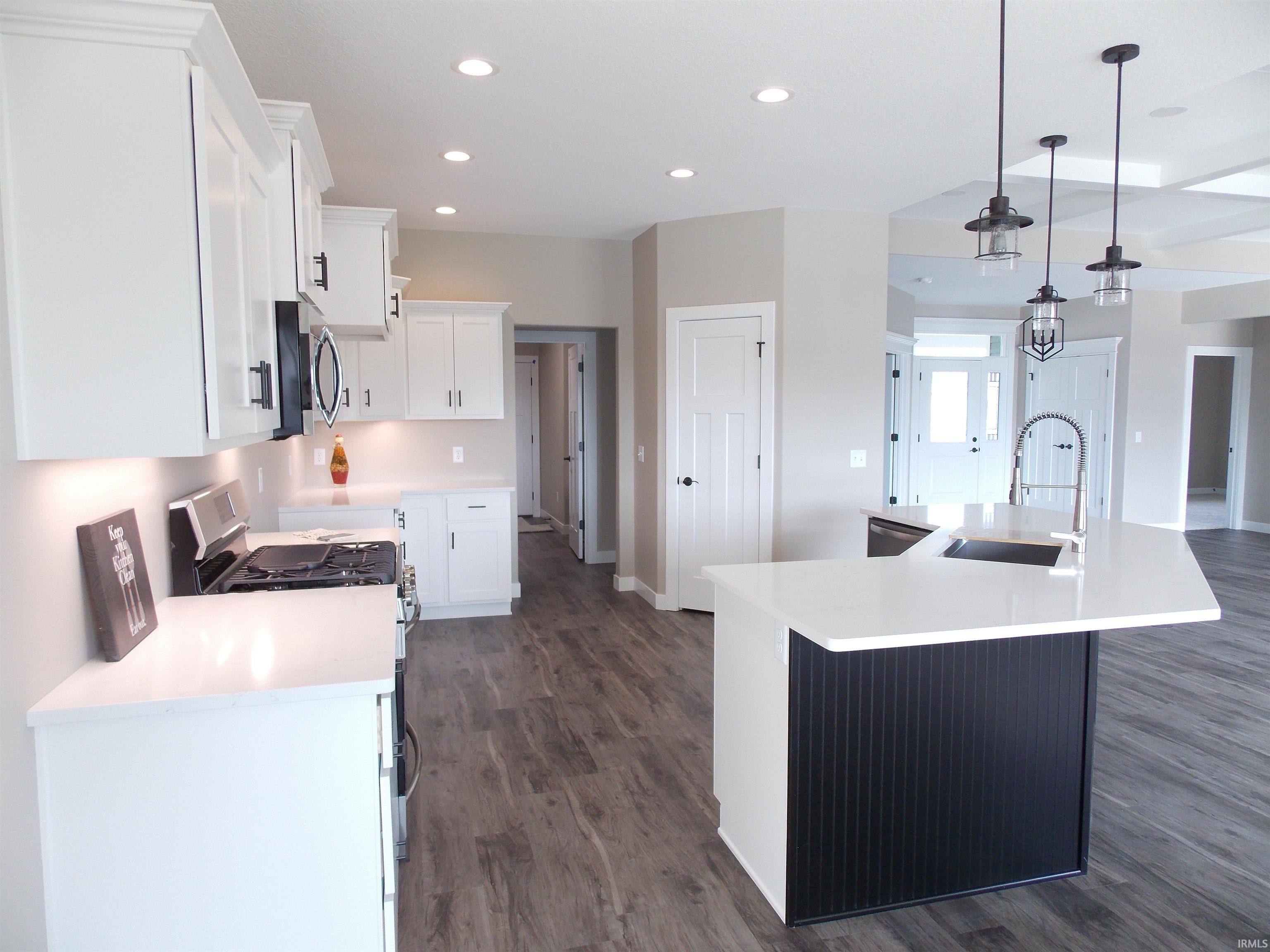 636 Sandringham