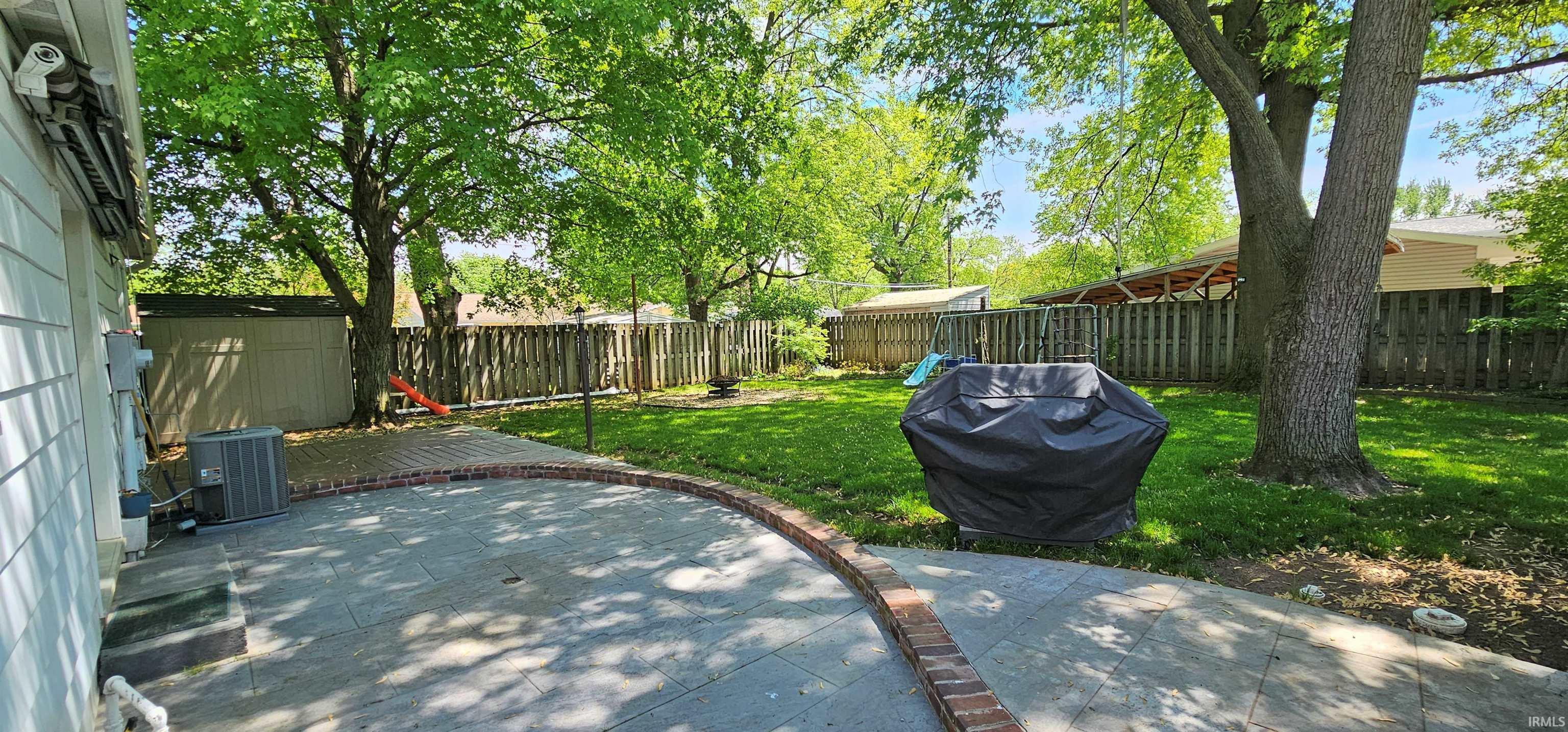 3832 Dalewood