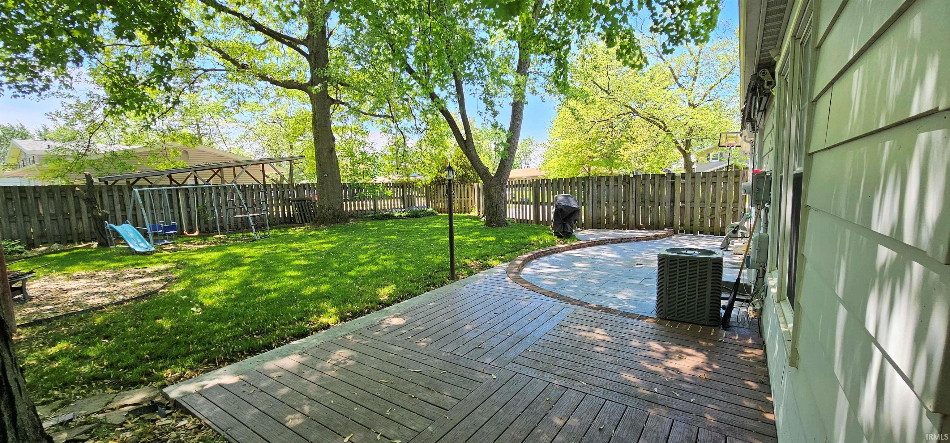 3832 Dalewood