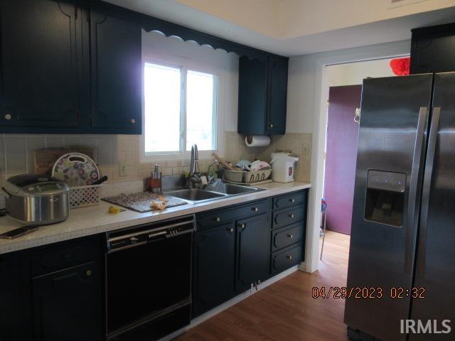 1027 Rosemary