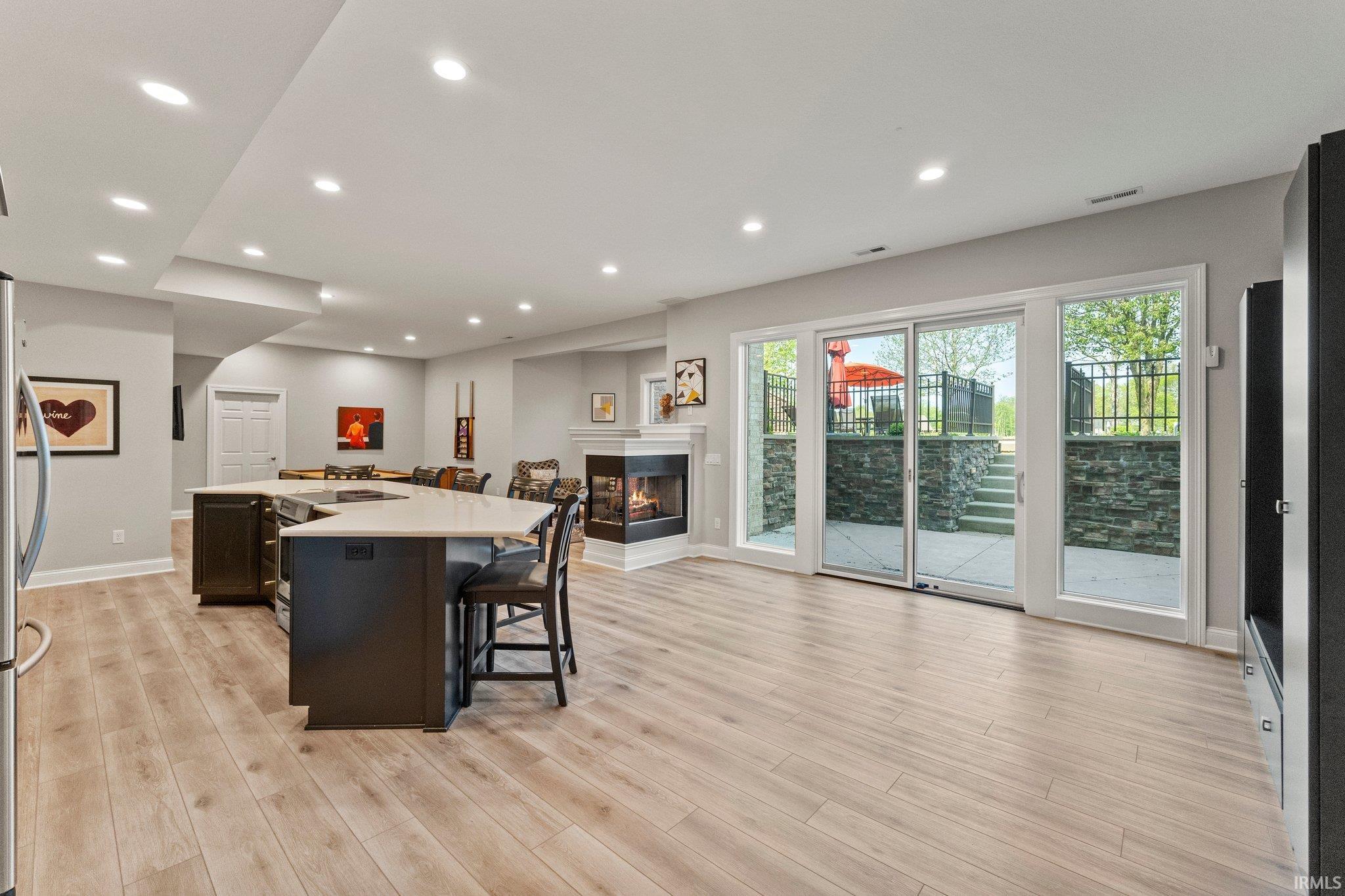 15022 Heron Lake