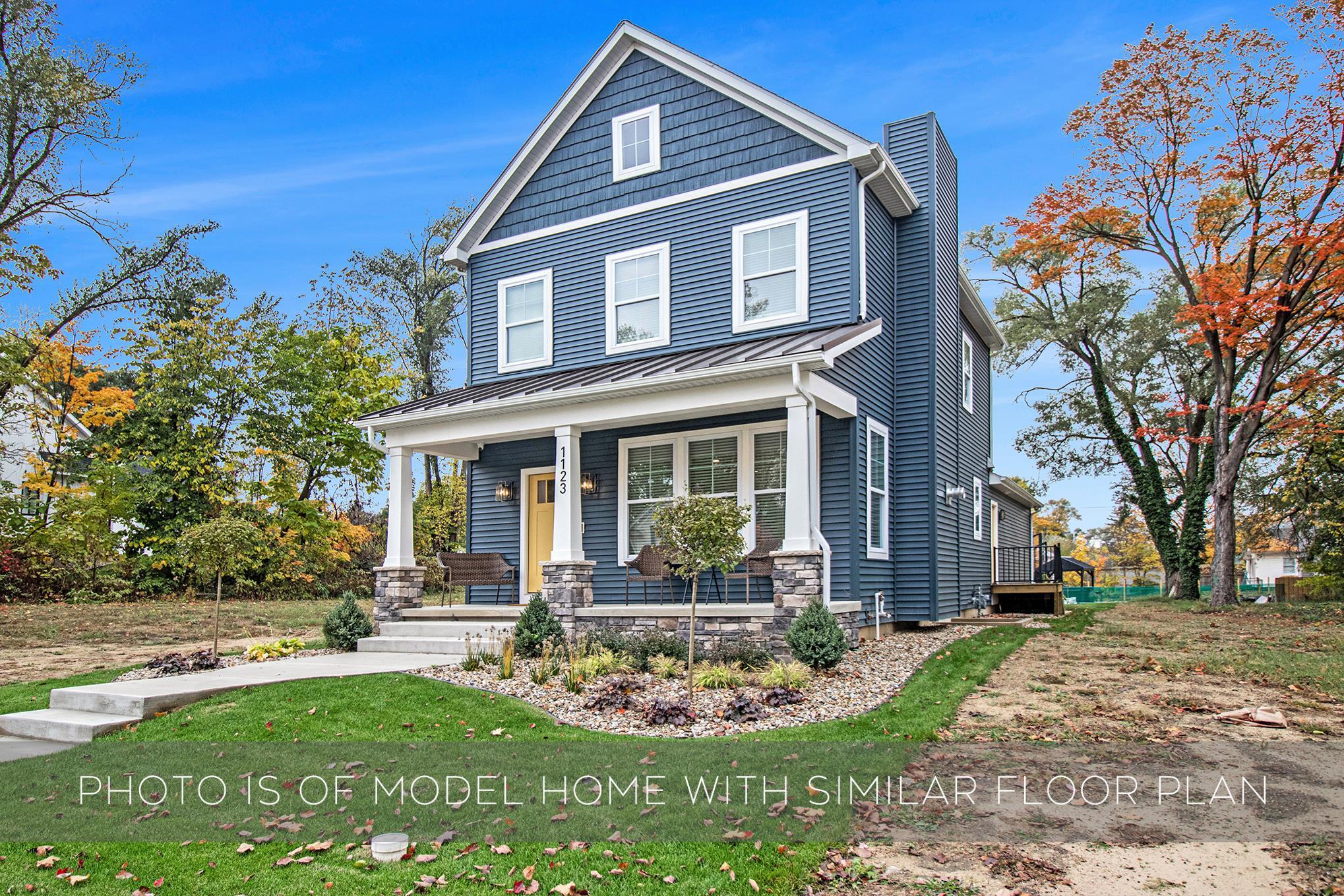 1121 Lawrence