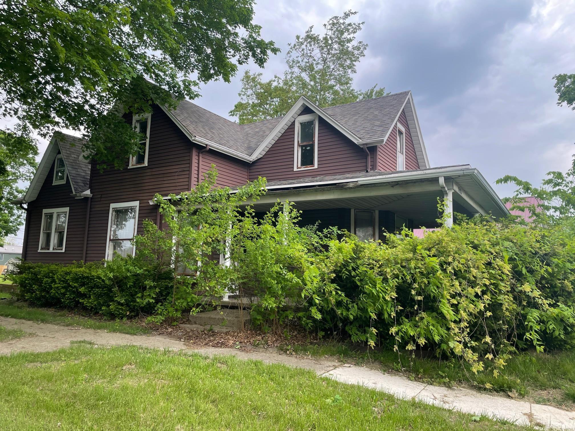 1528 Main