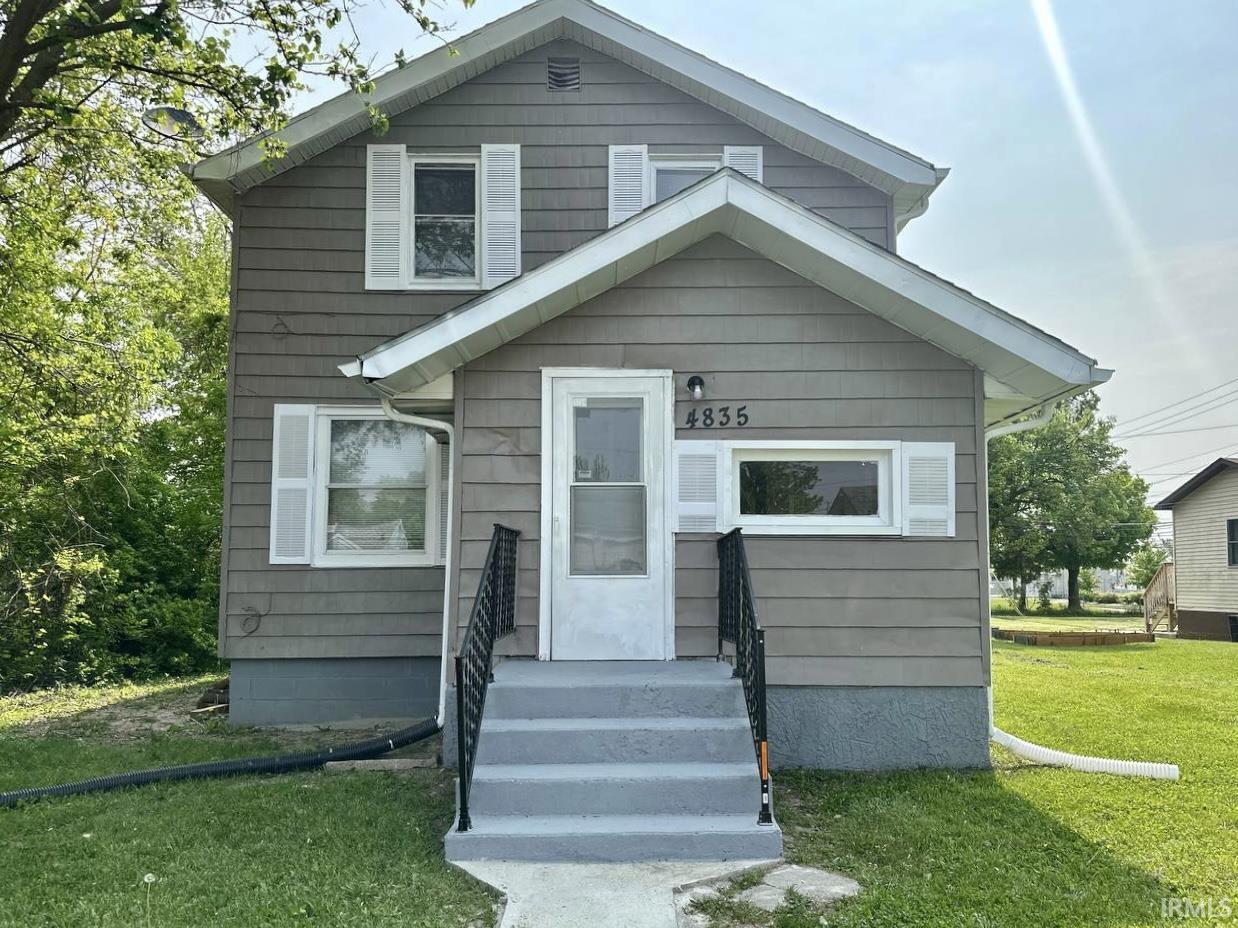 4835 Warsaw