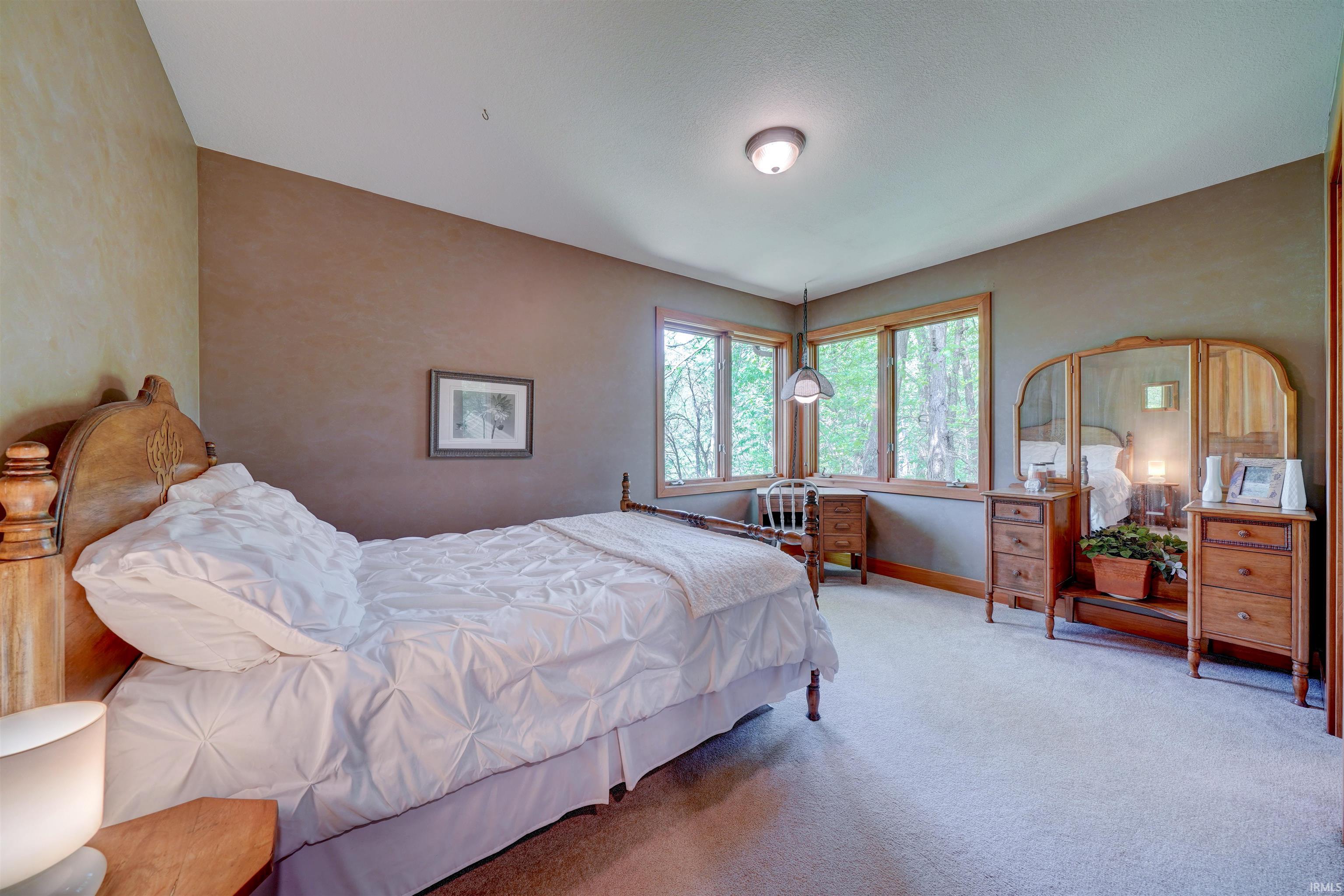 5413 W North County Line