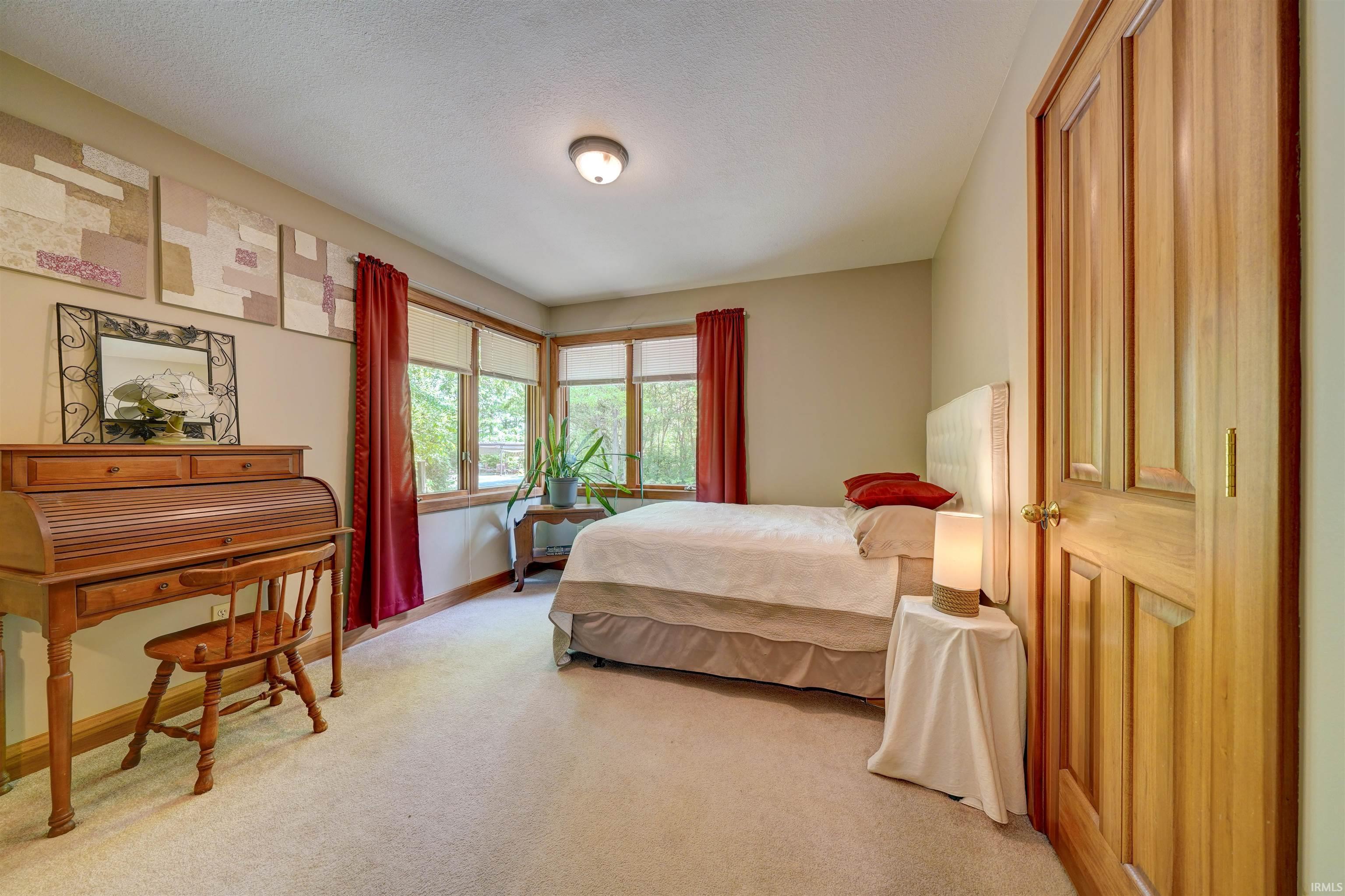 5413 W North County Line