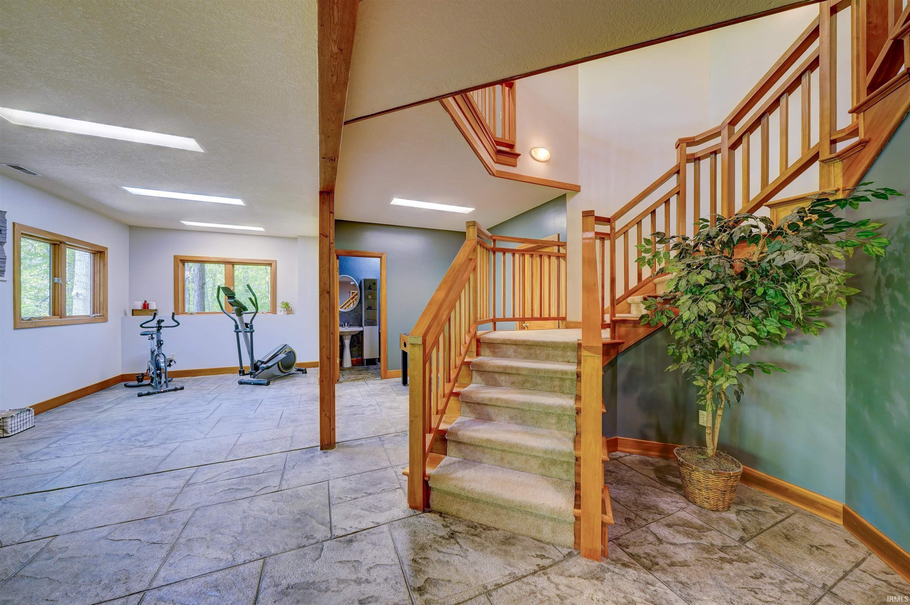 5413 W North County Line