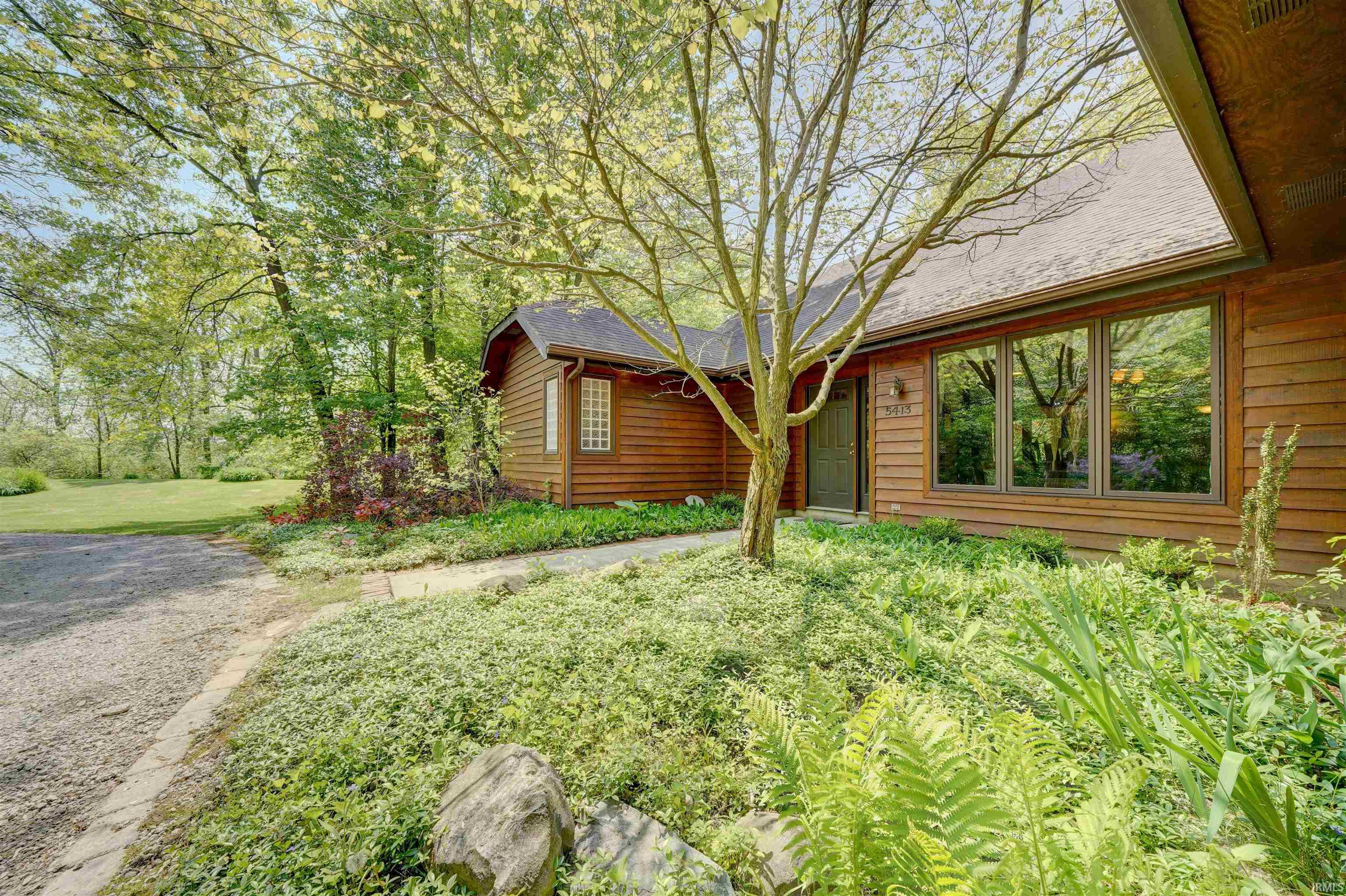 5413 W North County Line
