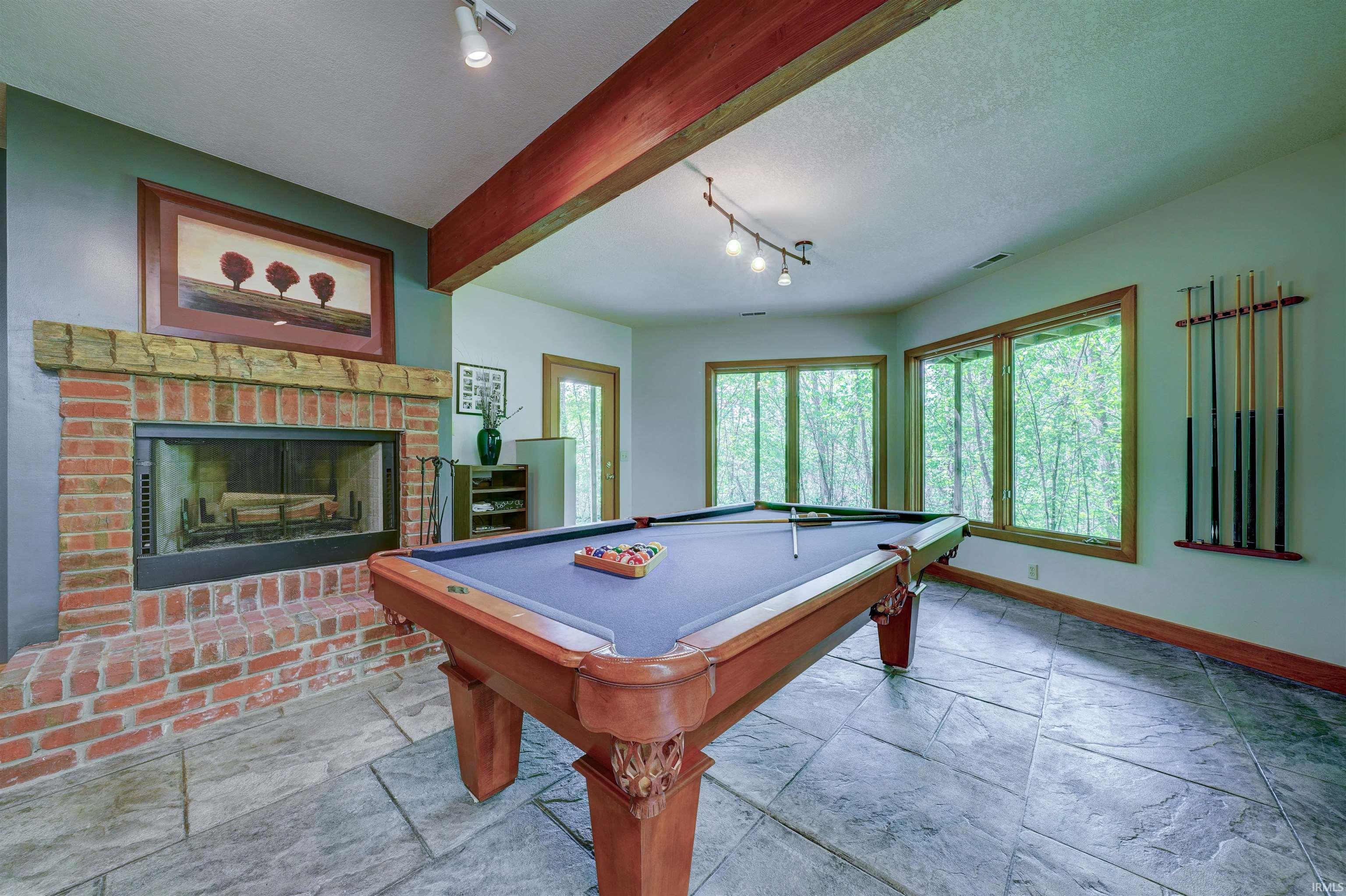 5413 W North County Line