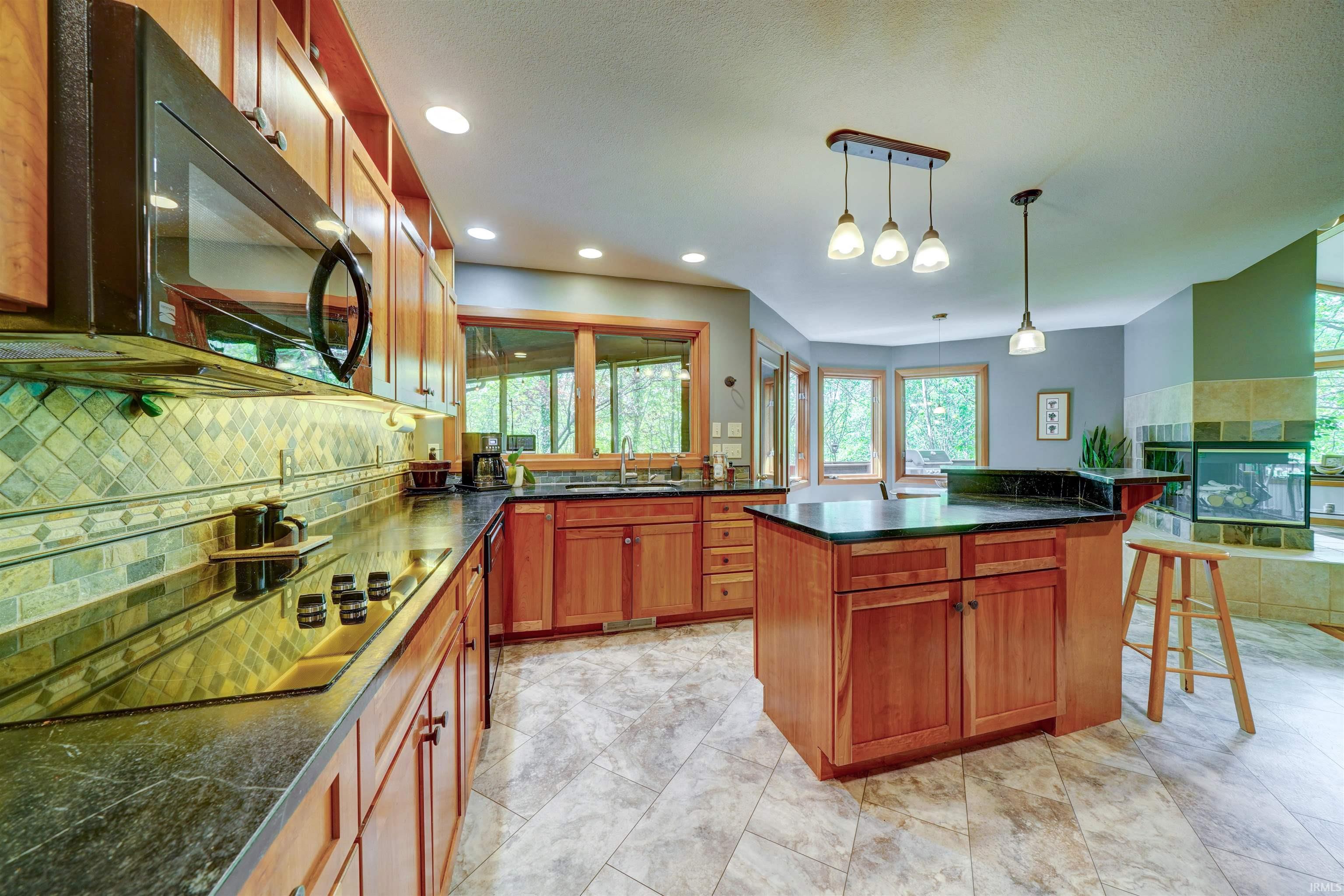 5413 W North County Line