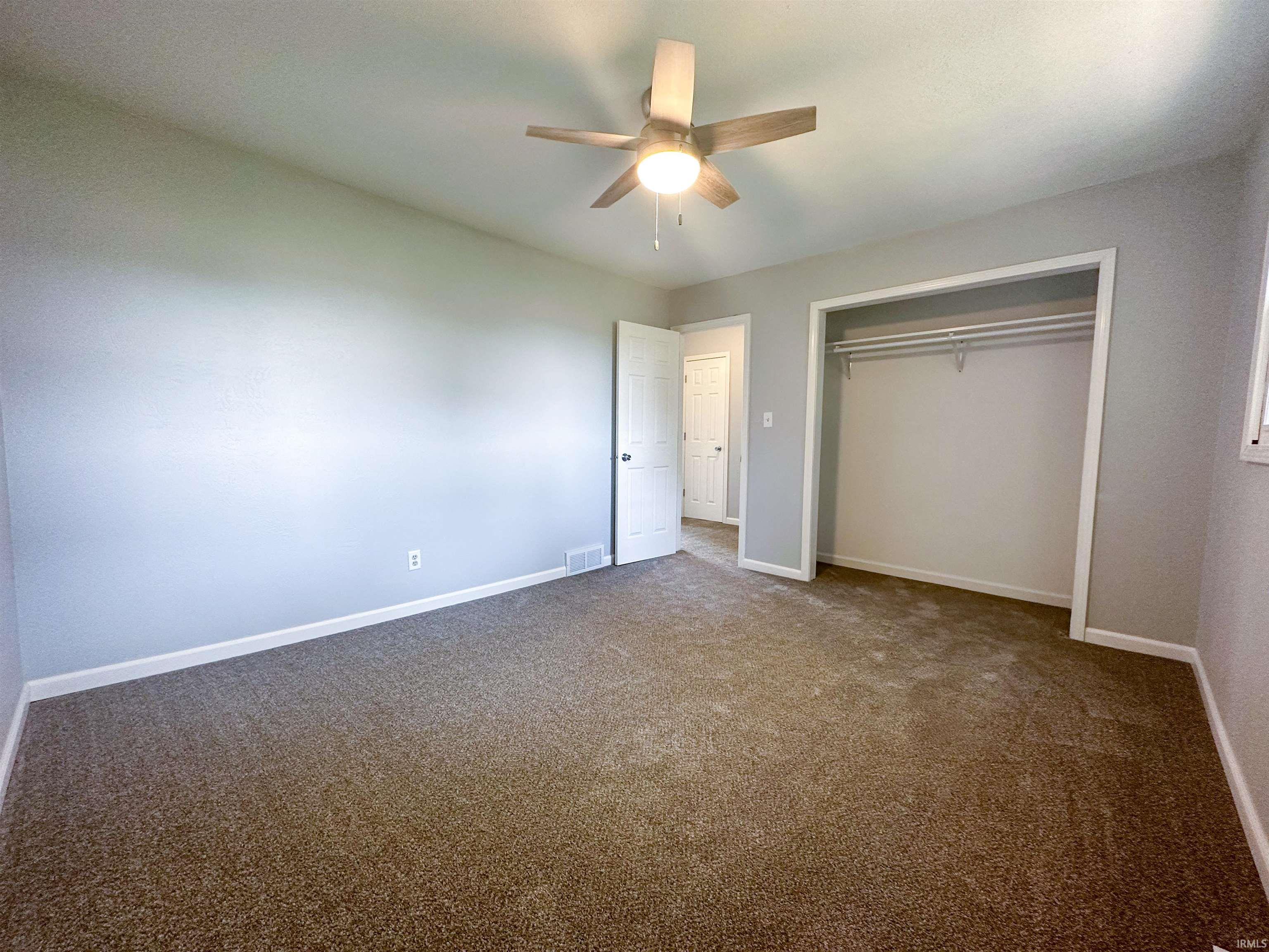 10267 Adams Acres