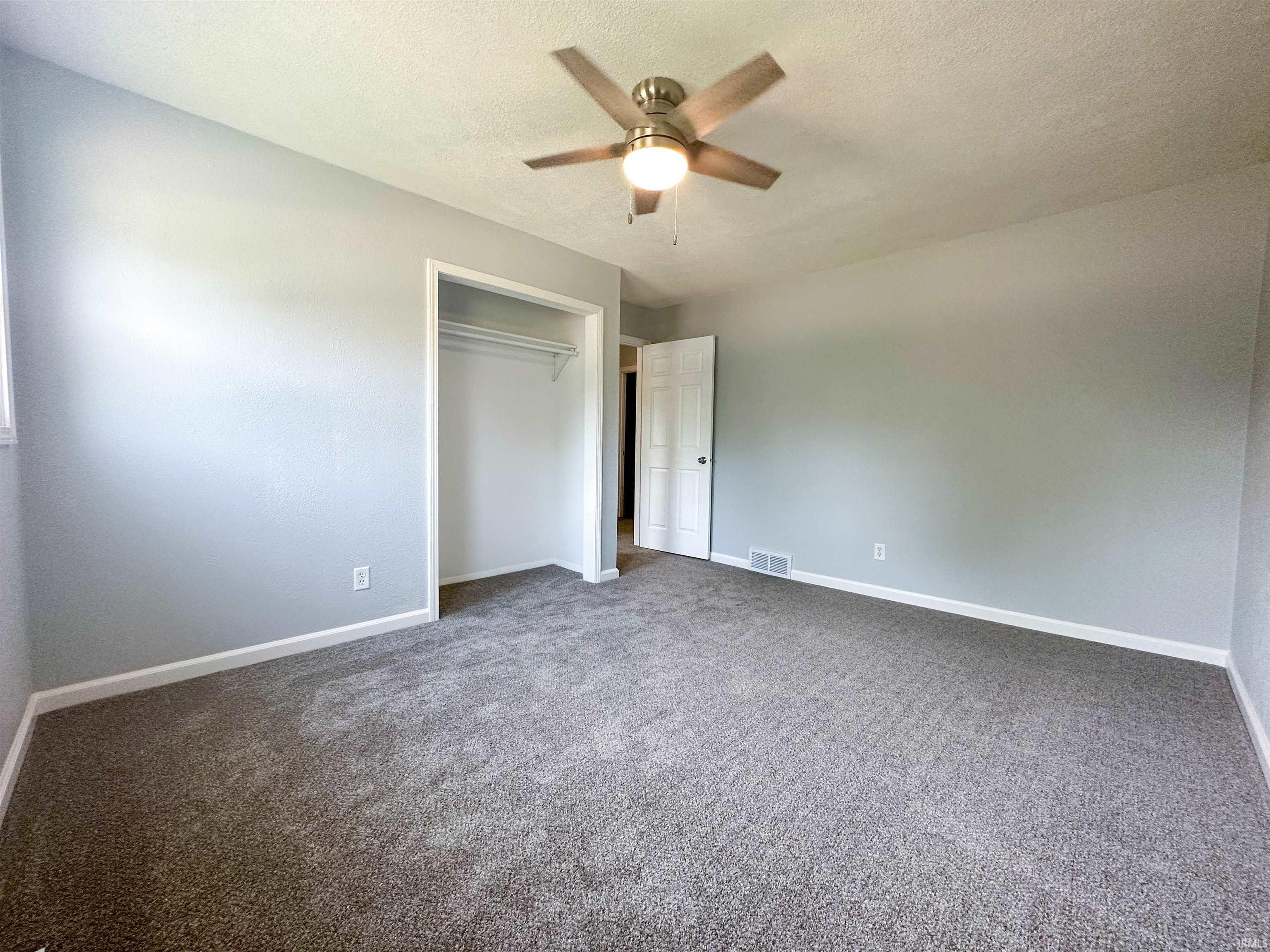10267 Adams Acres