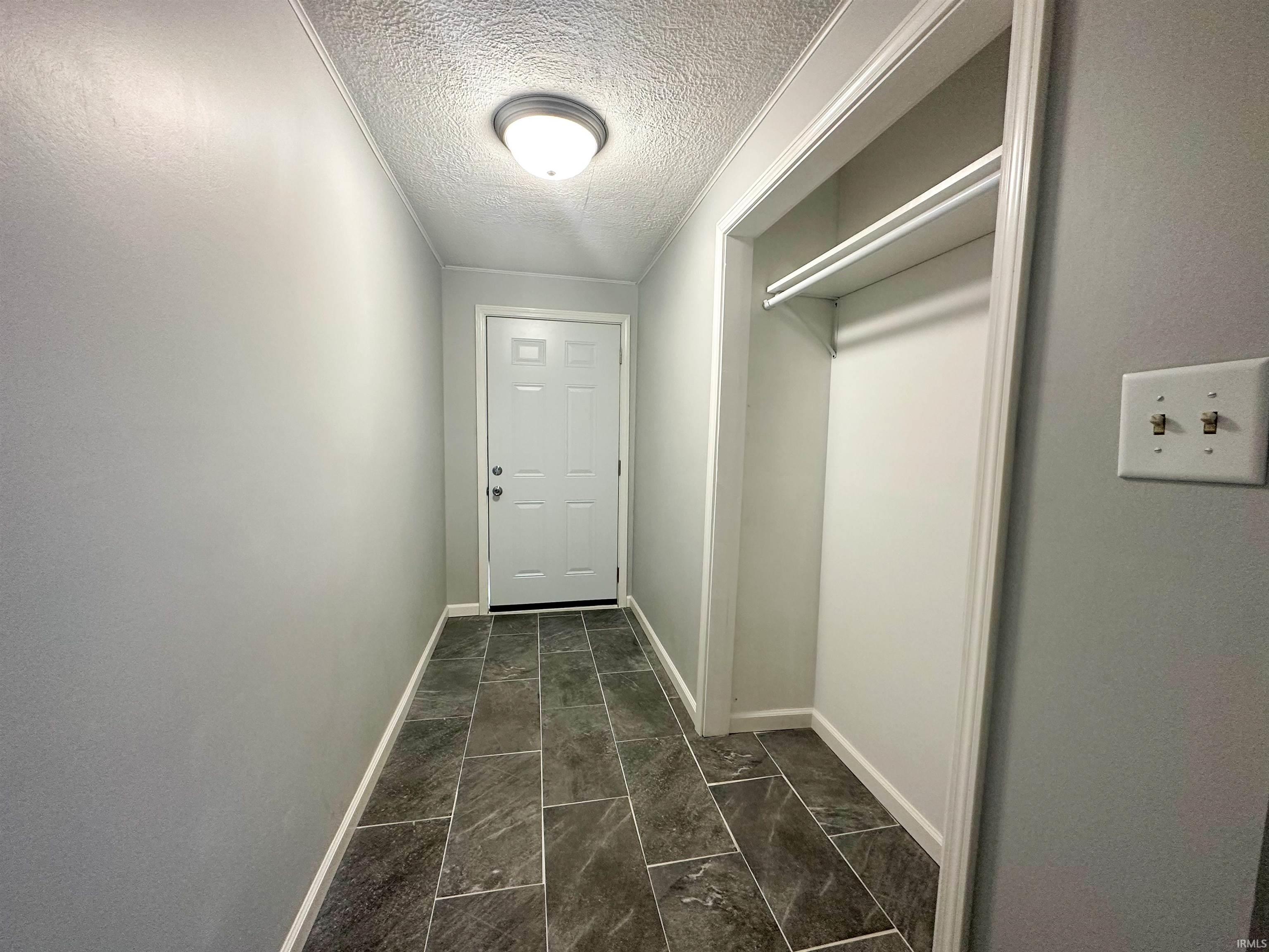 10267 Adams Acres