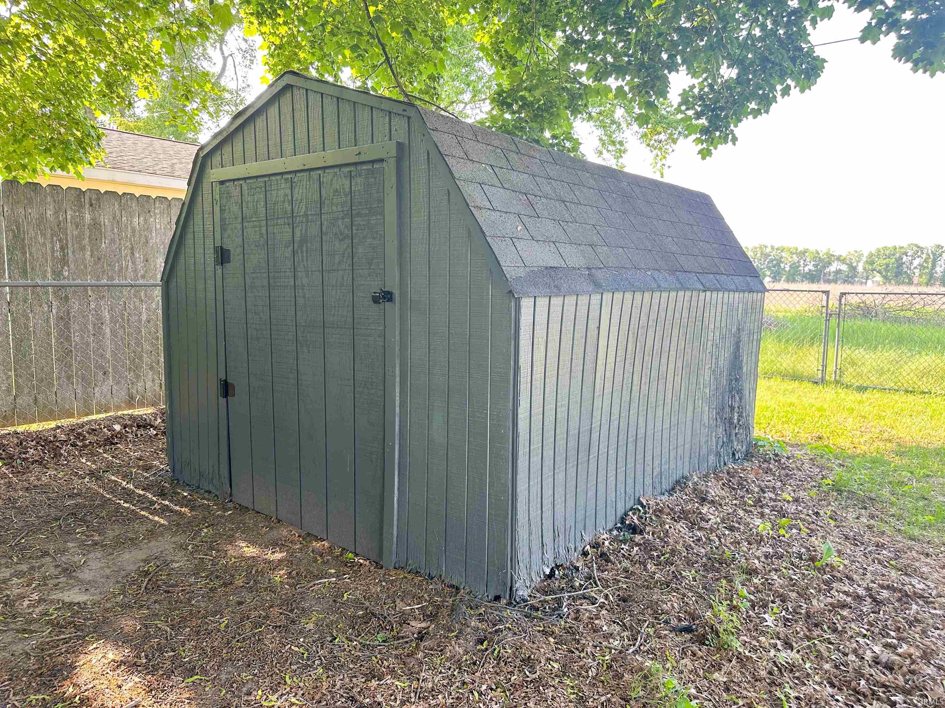 10267 Adams Acres