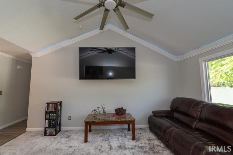 109 Tamarack
