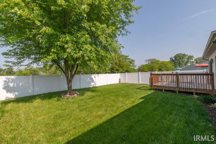 109 Tamarack