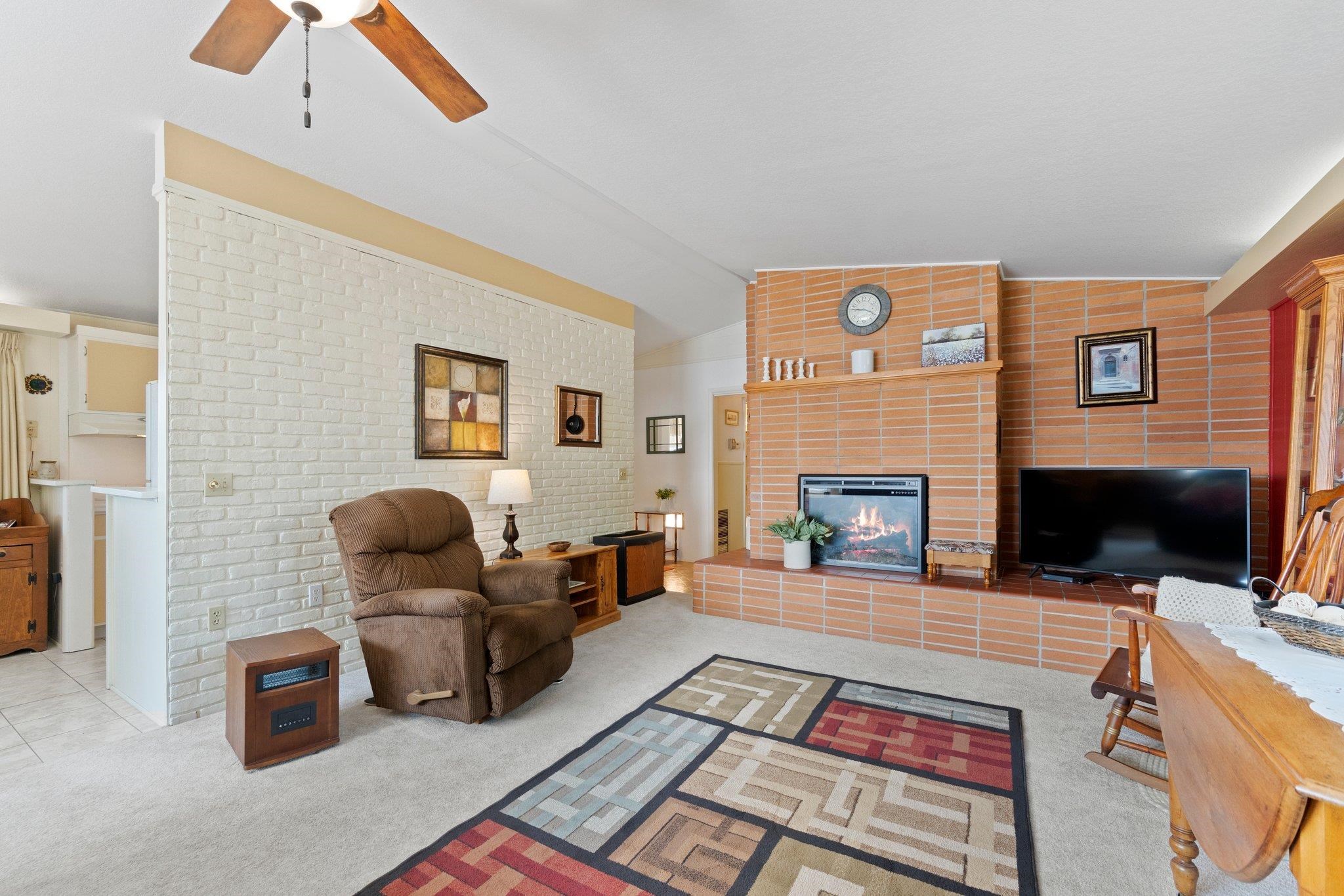 11985 600 N Wall Lake